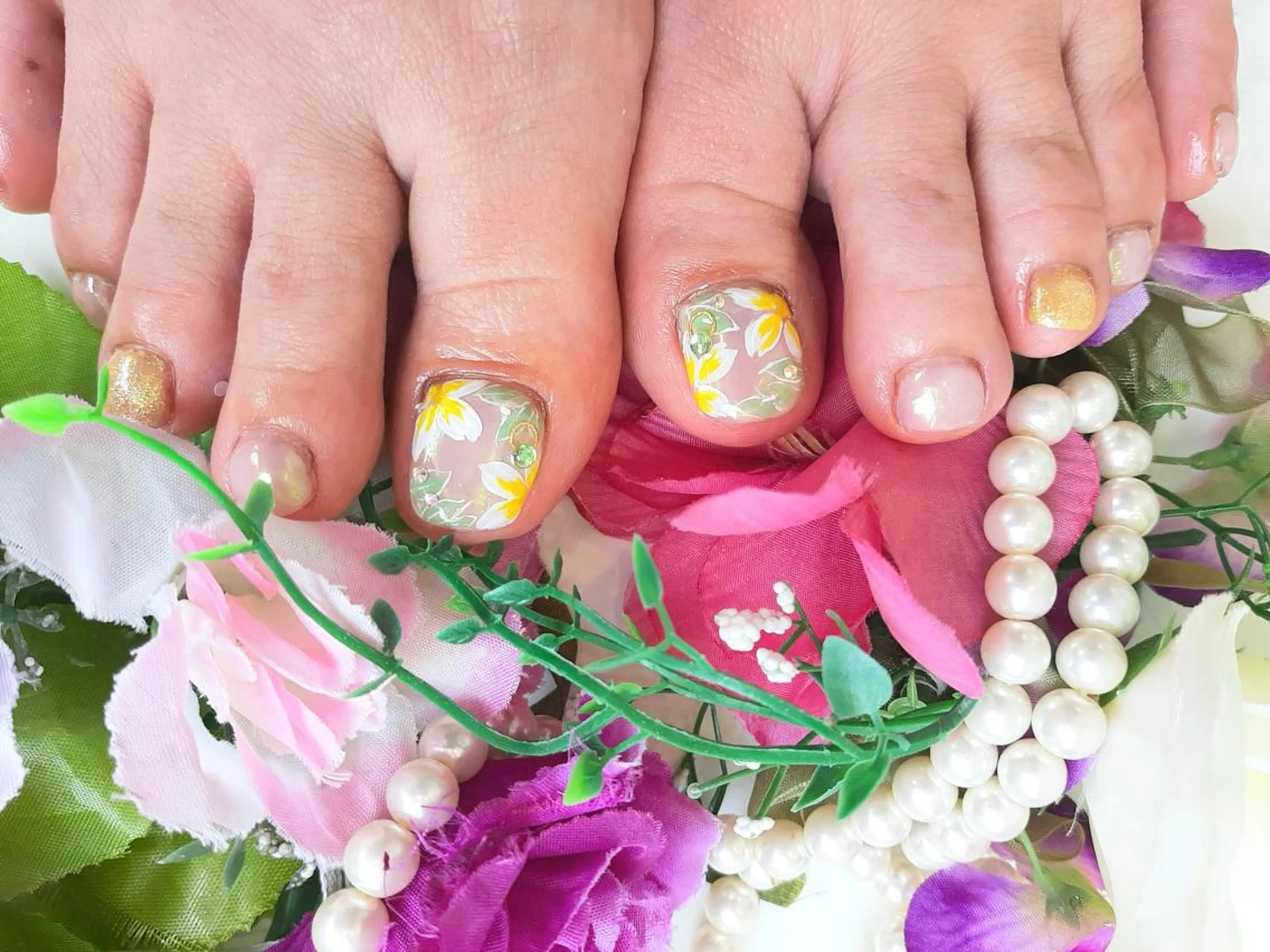 ネイル フットネイル nailsalon MINERVAのネイルデザイン