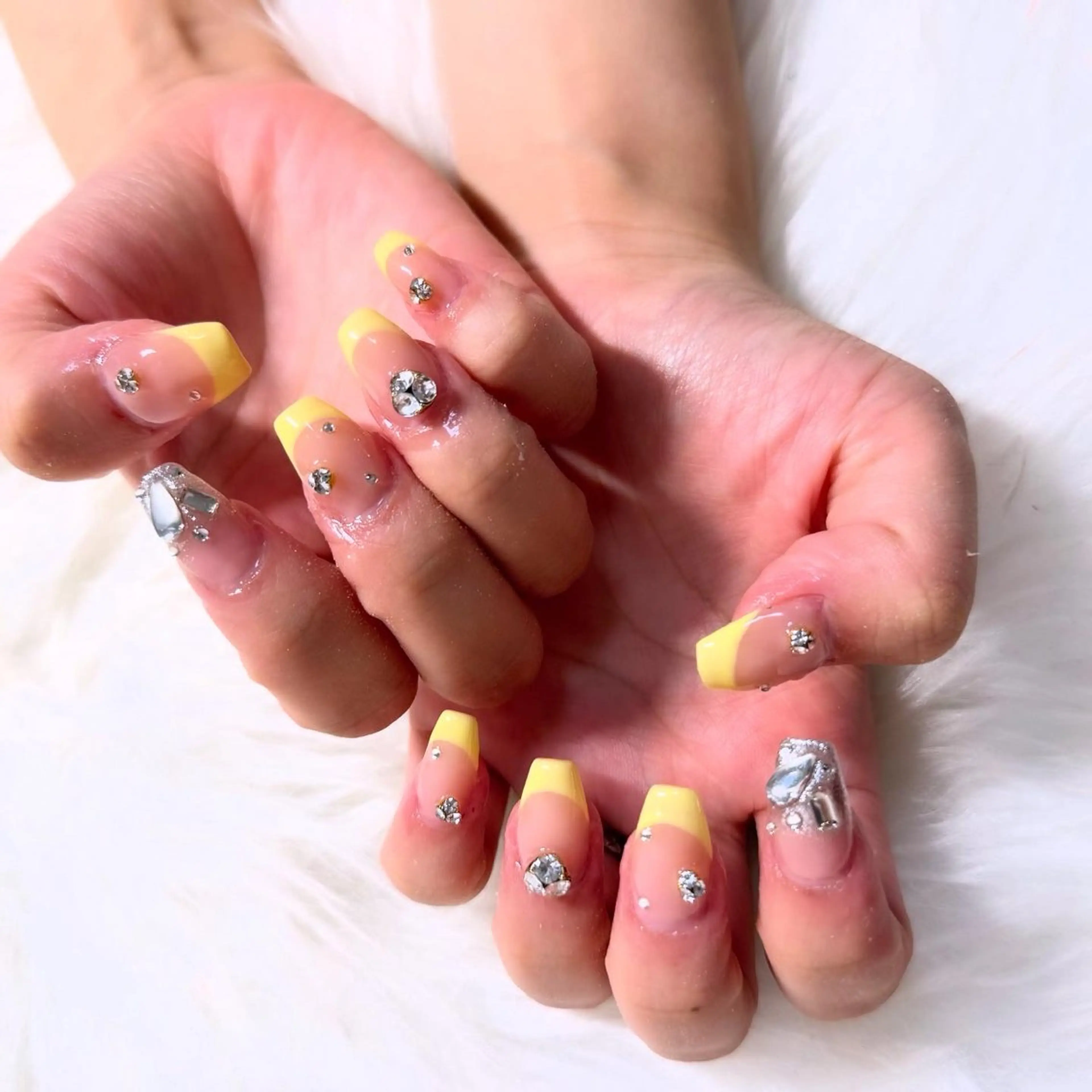 ミディアム ハンドネイル mao .のネイルデザイン