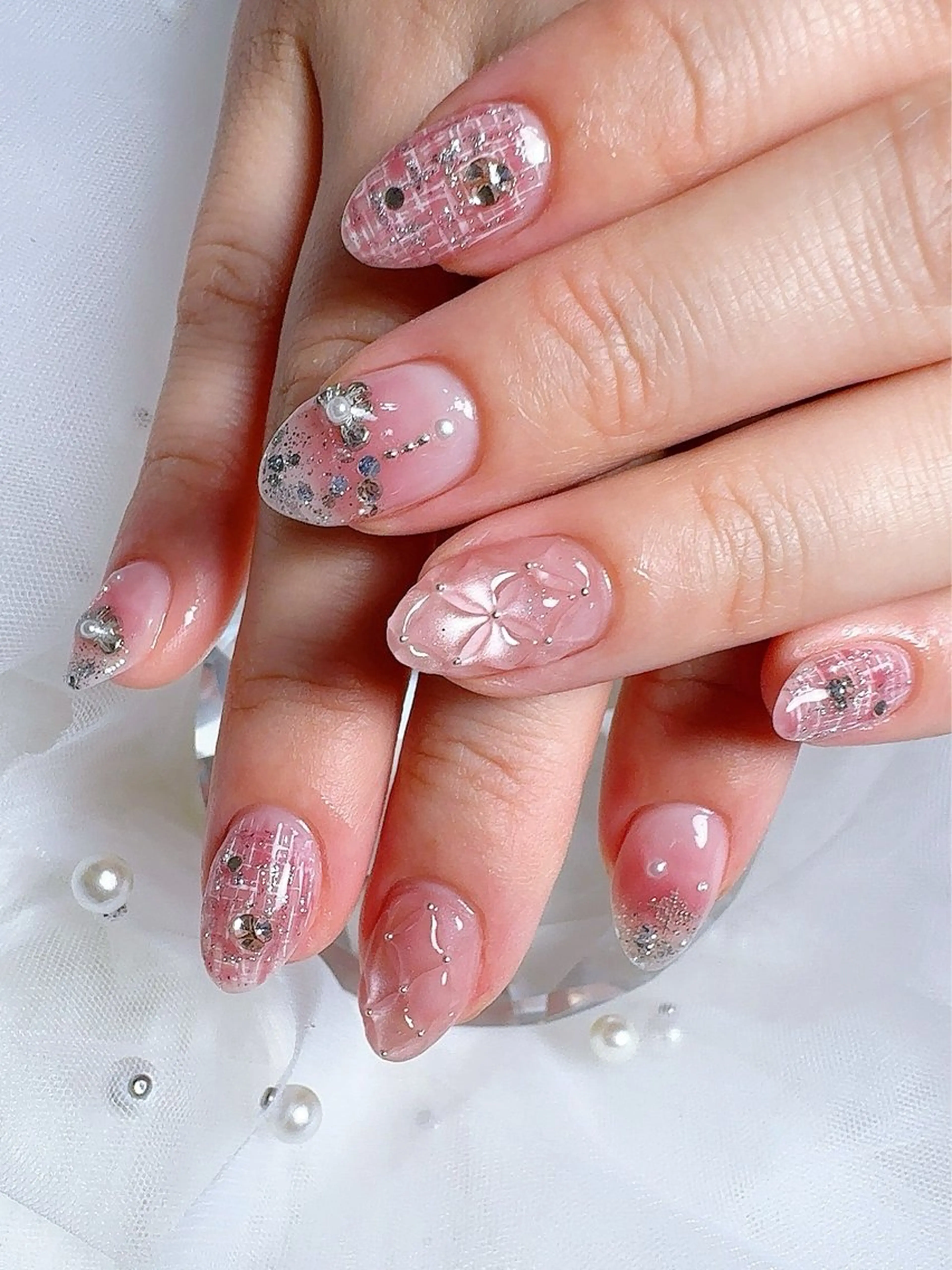 ネイル アートネイル フラッシュネイル フットネイル グラデーション ラメ(グリッター) ハンドネイル y natsumiのネイルデザイン