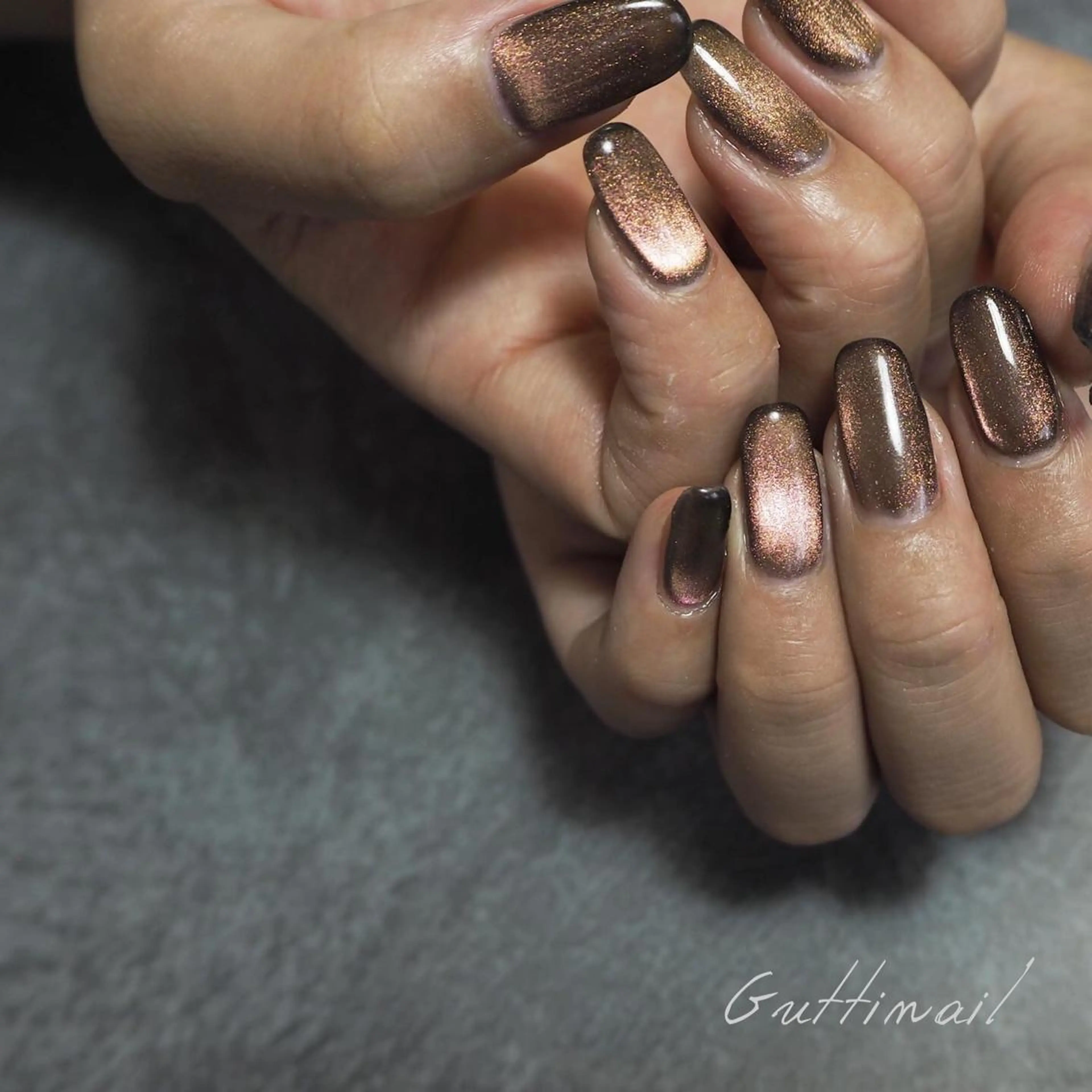ネイル ブラウン マグネットネイル セキグチ guttinailのネイルデザイン