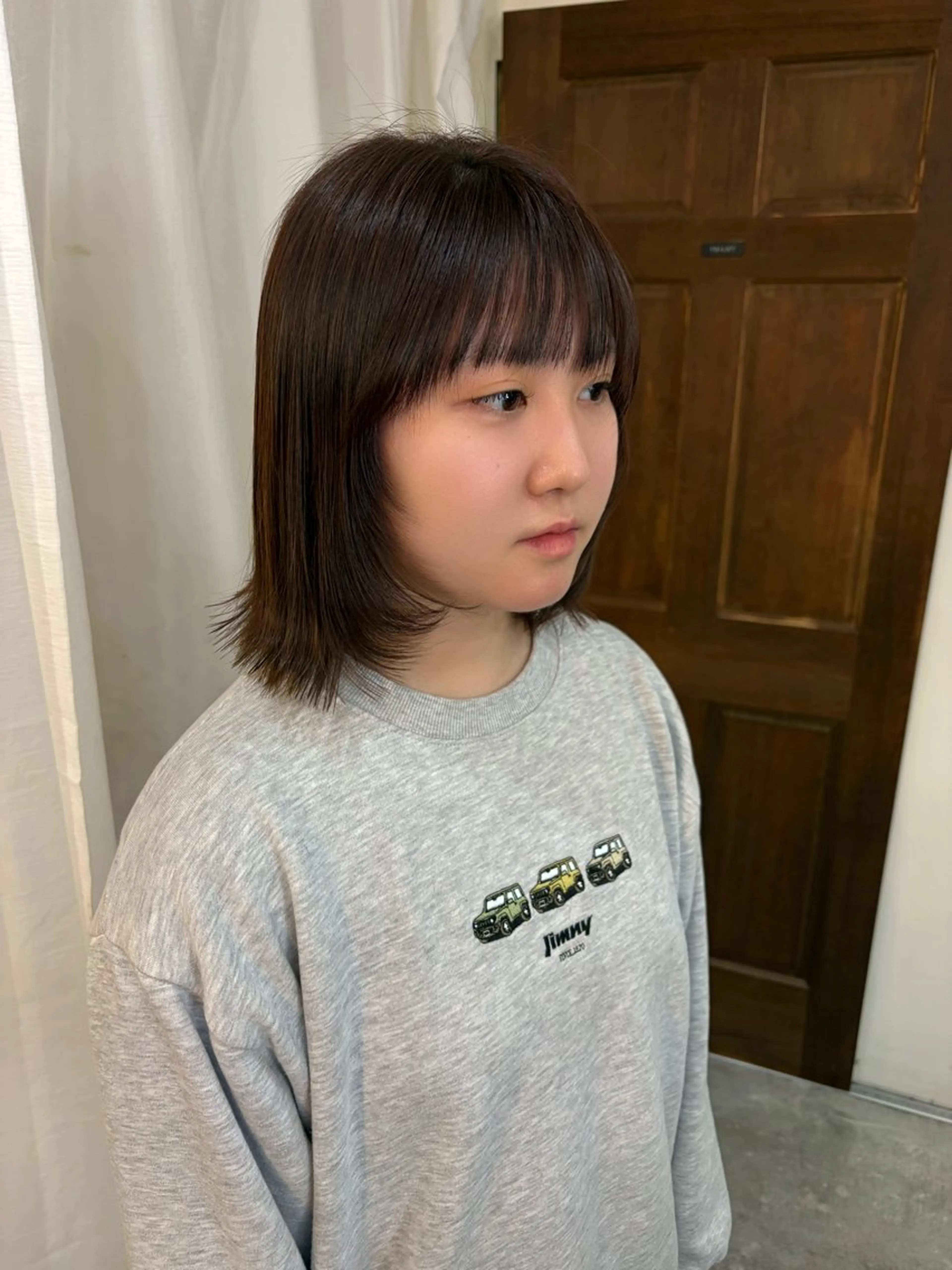 ミディアム 顔まわりレイヤー レイヤーカット 顔周りカット ピンク カラー🩰りりのヘアスタイル