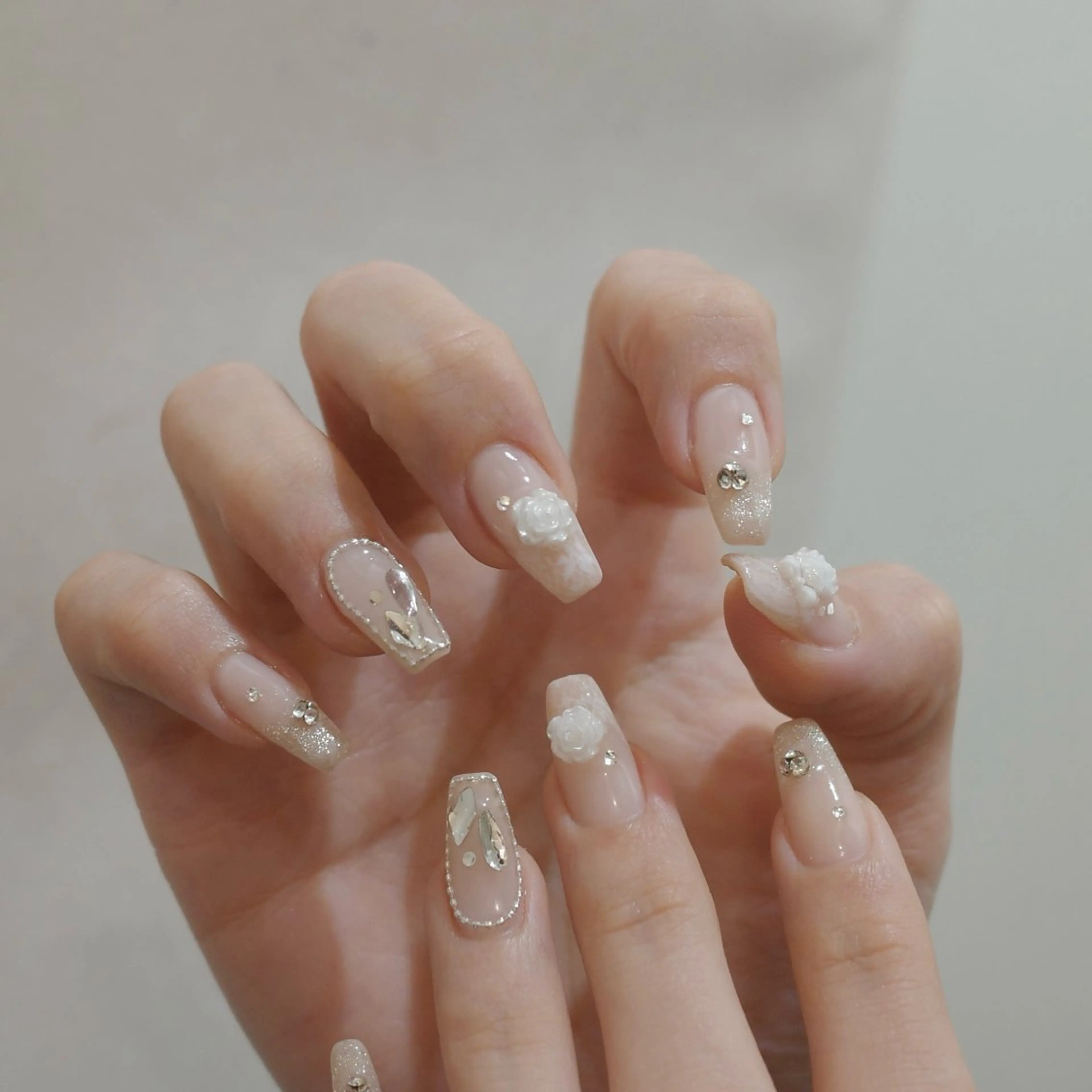ネイル ハンドネイル reika .のネイルデザイン