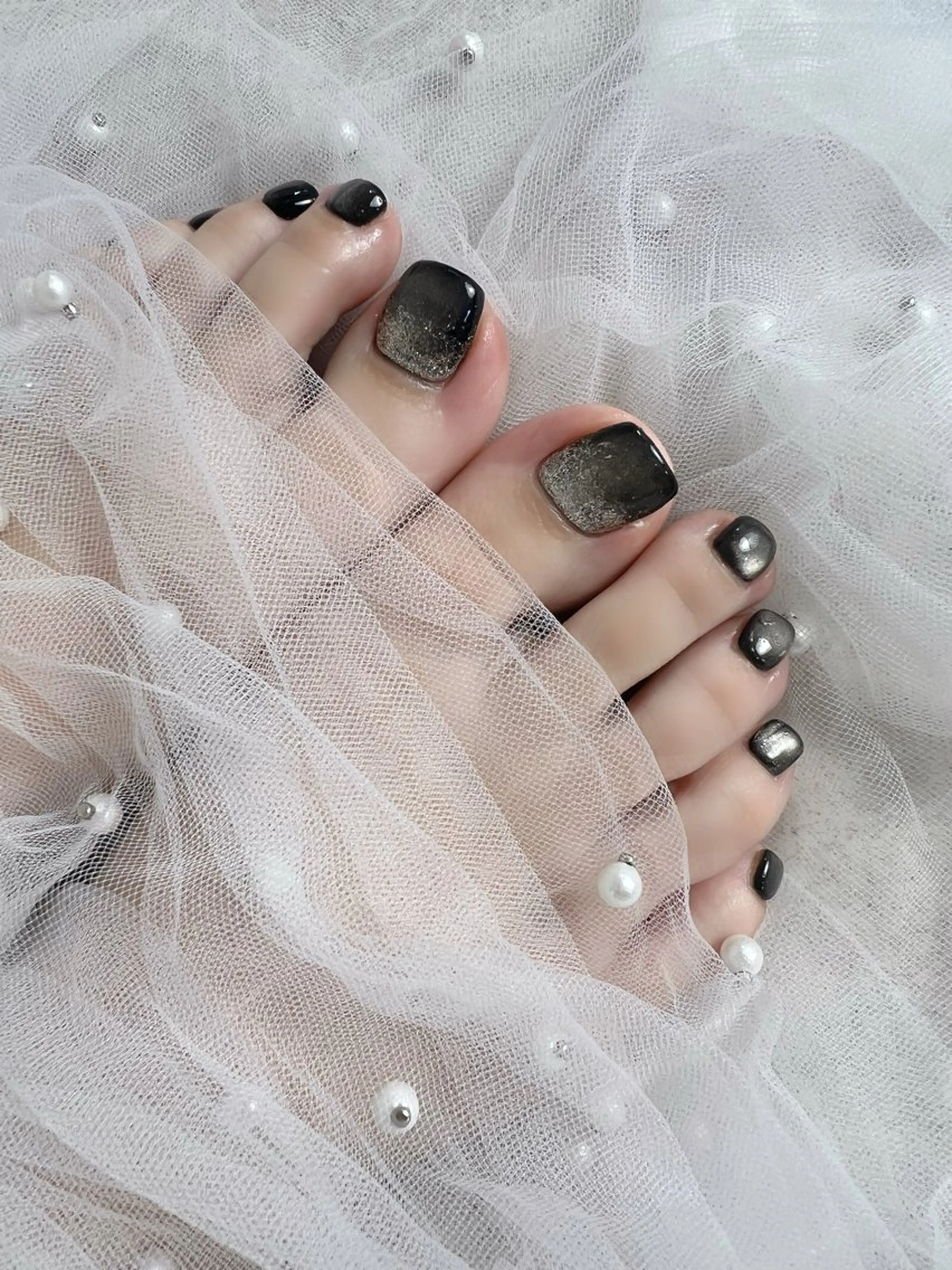 ネイル フットネイル ジェルネイル 韓国ネイル マグネットネイル シンプルネイル nail salon Lauleaのネイルデザイン