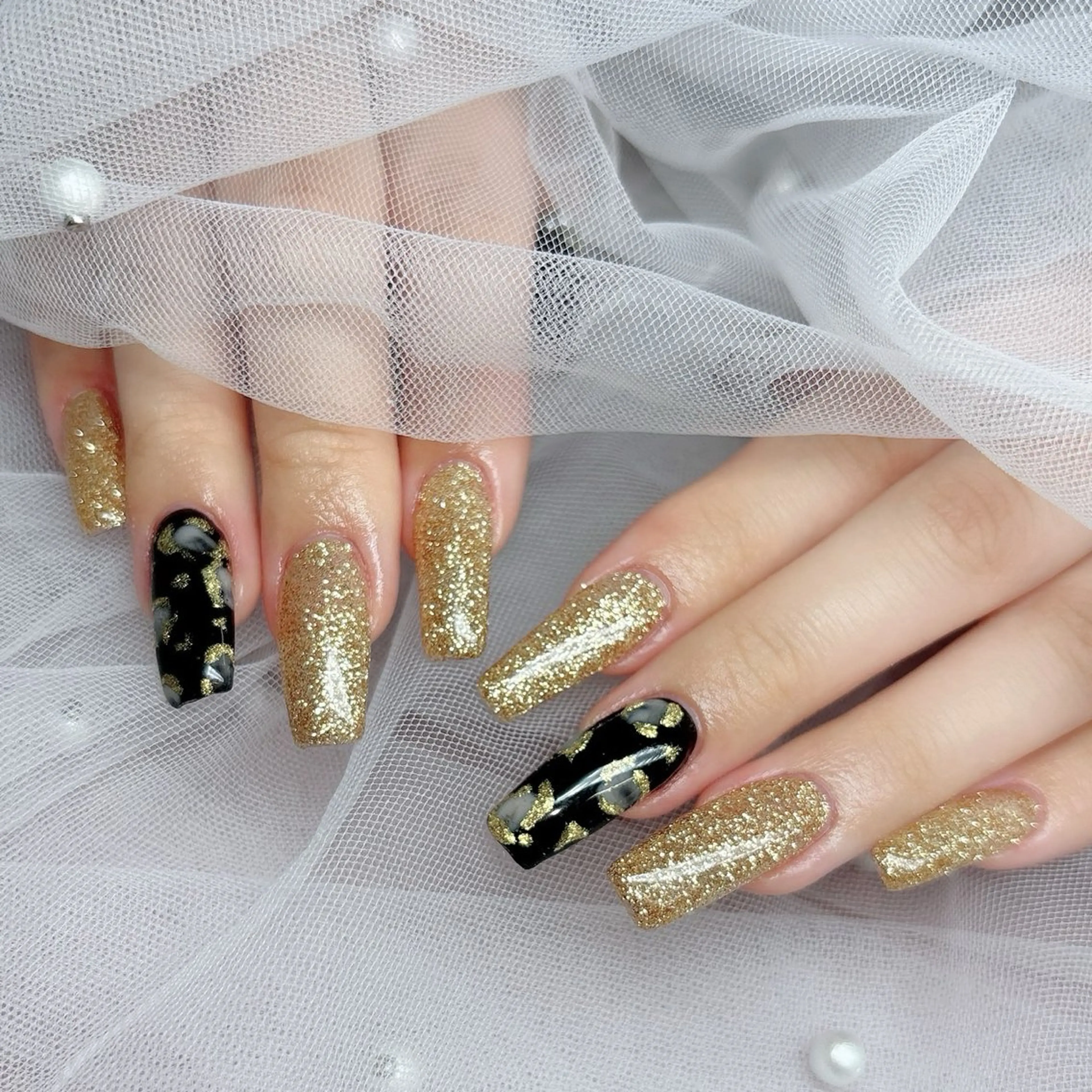 ネイル ゴールド ラメ(グリッター) ハンドネイル ハンドケア 心斎橋Salon Epokkuのネイルデザイン