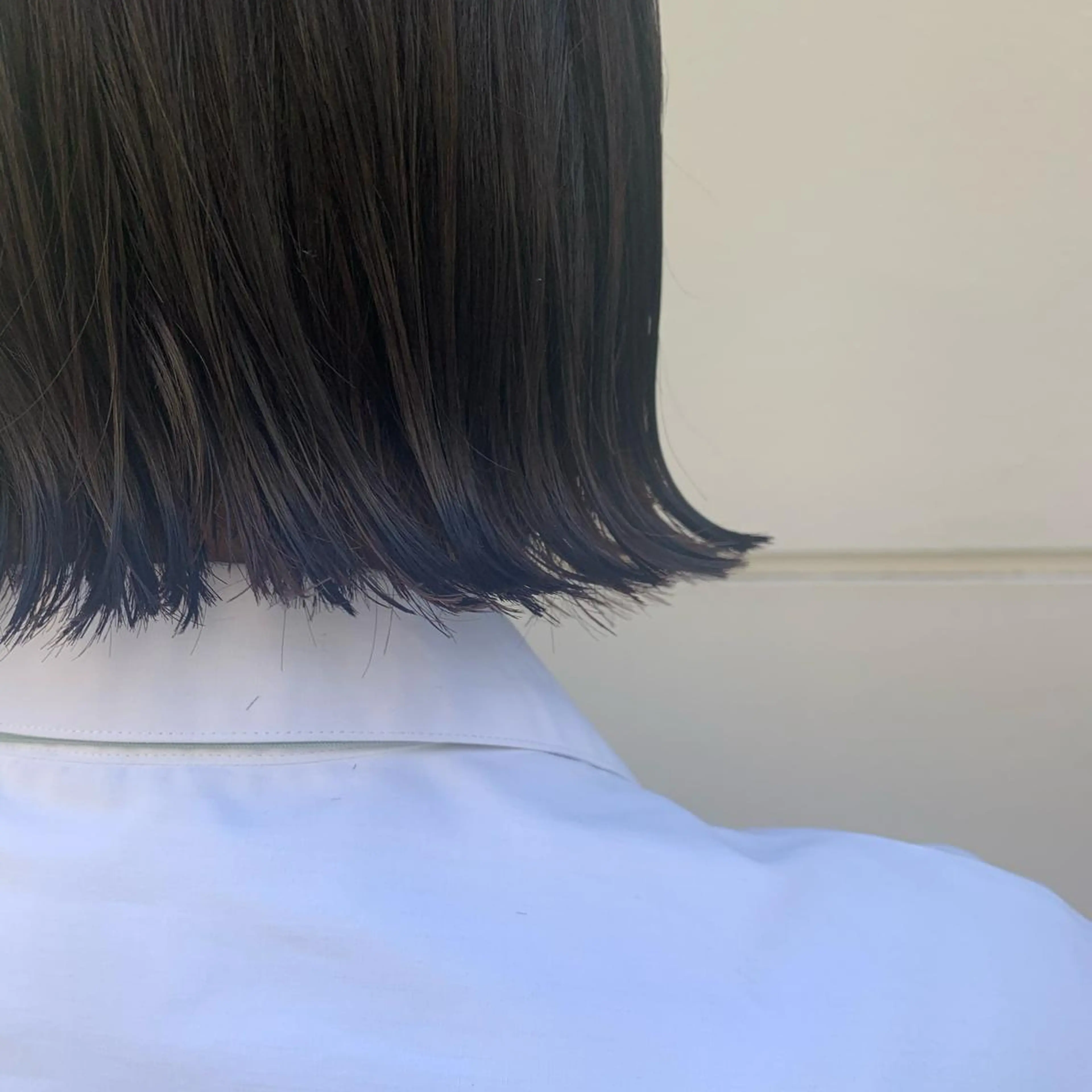 ショート ヘアアレンジ SALOWIN藤沢店所属・サナ🌱 切りっぱなしボブのヘアスタイル