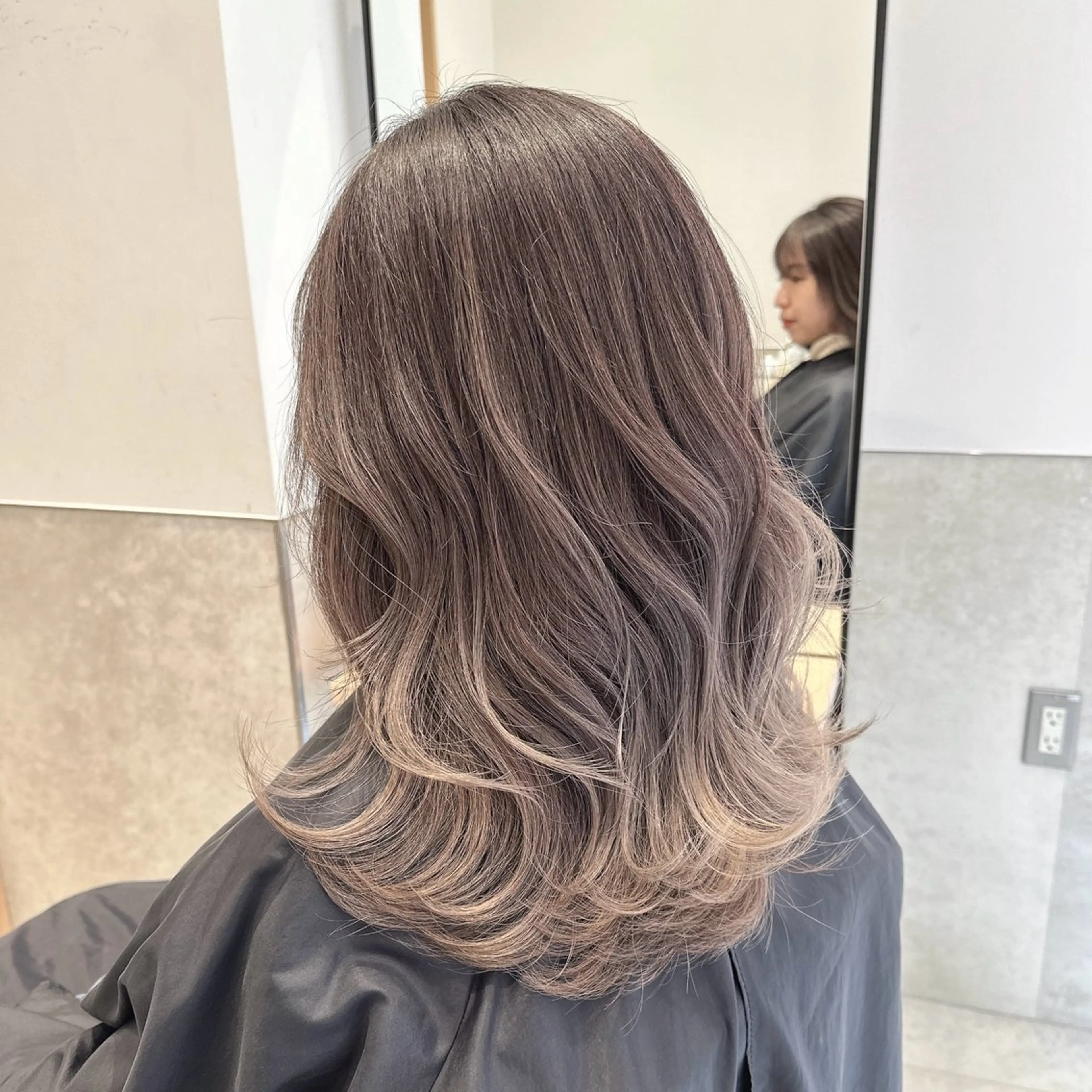 ミディアム ヘアカラー バレイヤージュ修正 Yusukeのヘアスタイル