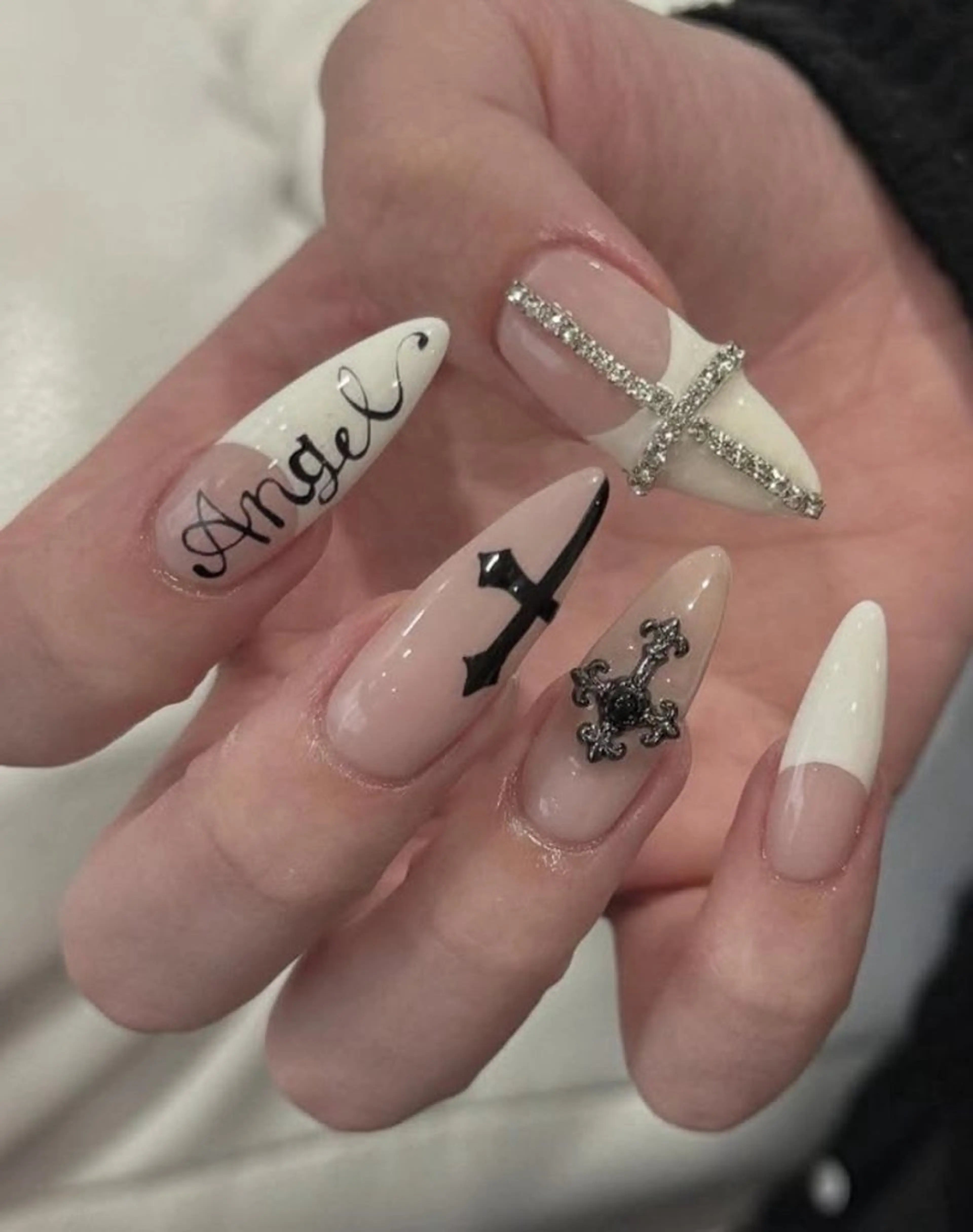 ネイル キラキラネイル 韓国ネイル 持ち込み ワンホンネイル ハンドネイル JOSIE nail studioのネイルデザイン