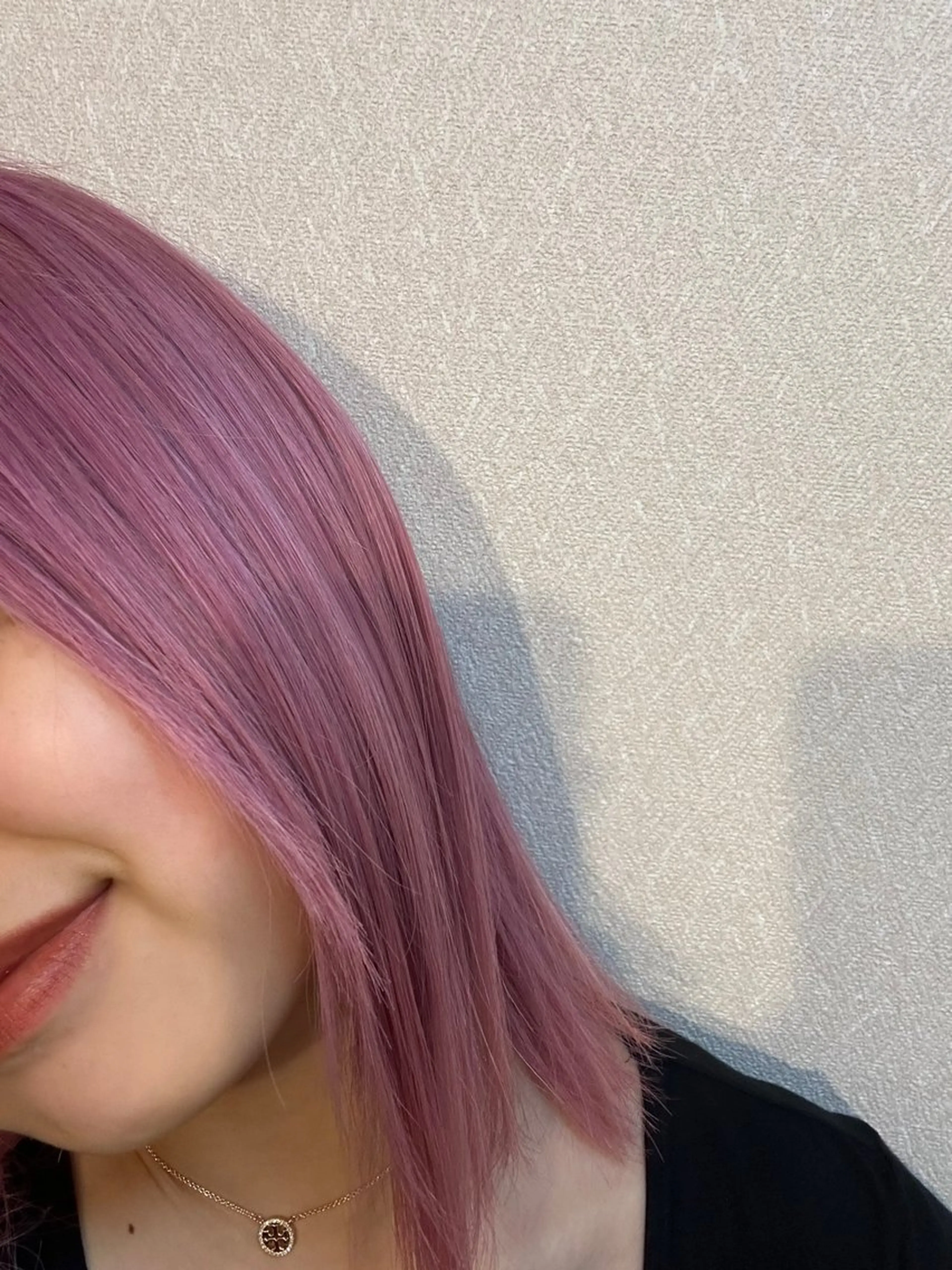 ミディアム カラー ブリーチ ピンクカラー 16空きあり マツエク0円のヘアスタイル