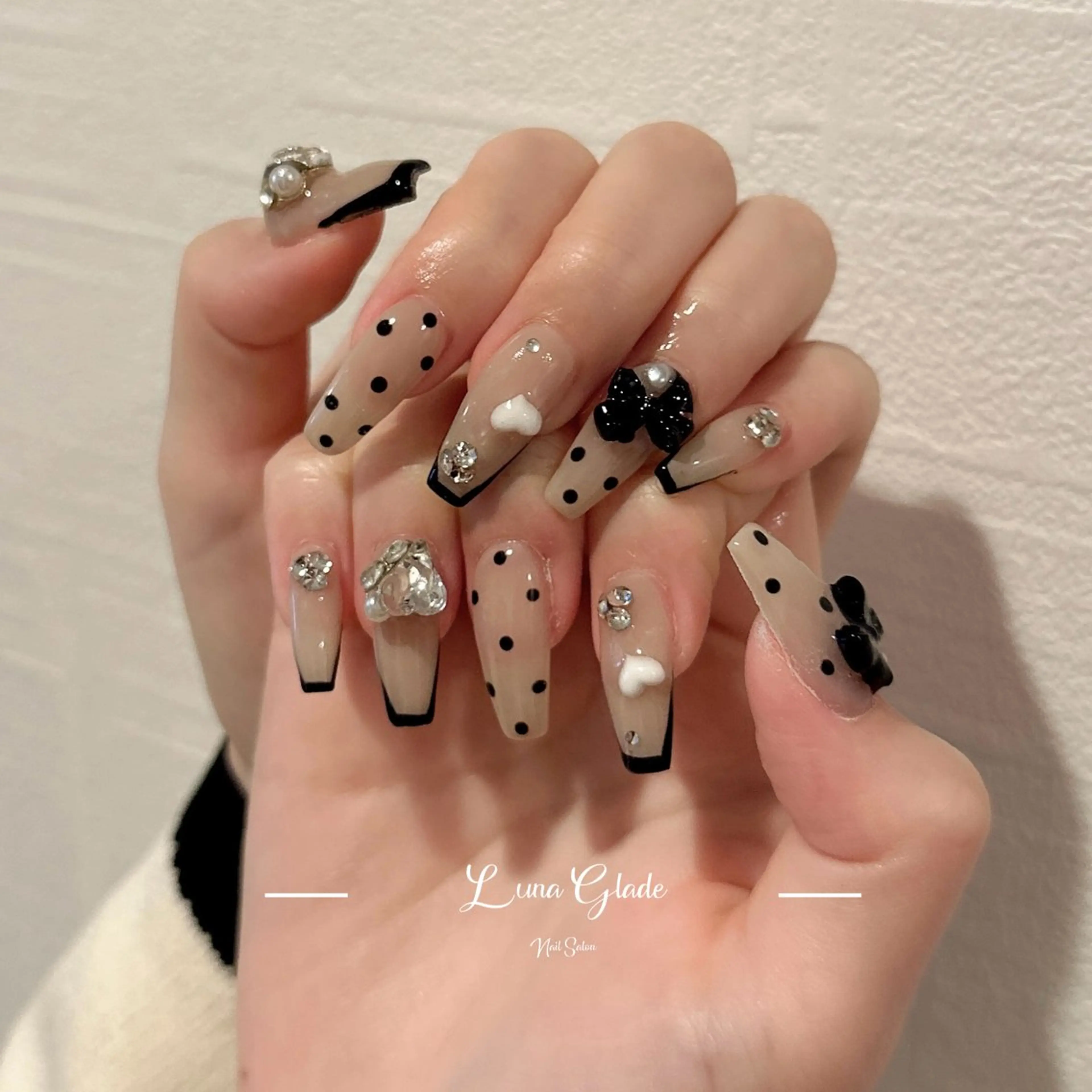 ネイル ハンドネイル Luna Gladeのネイルデザイン