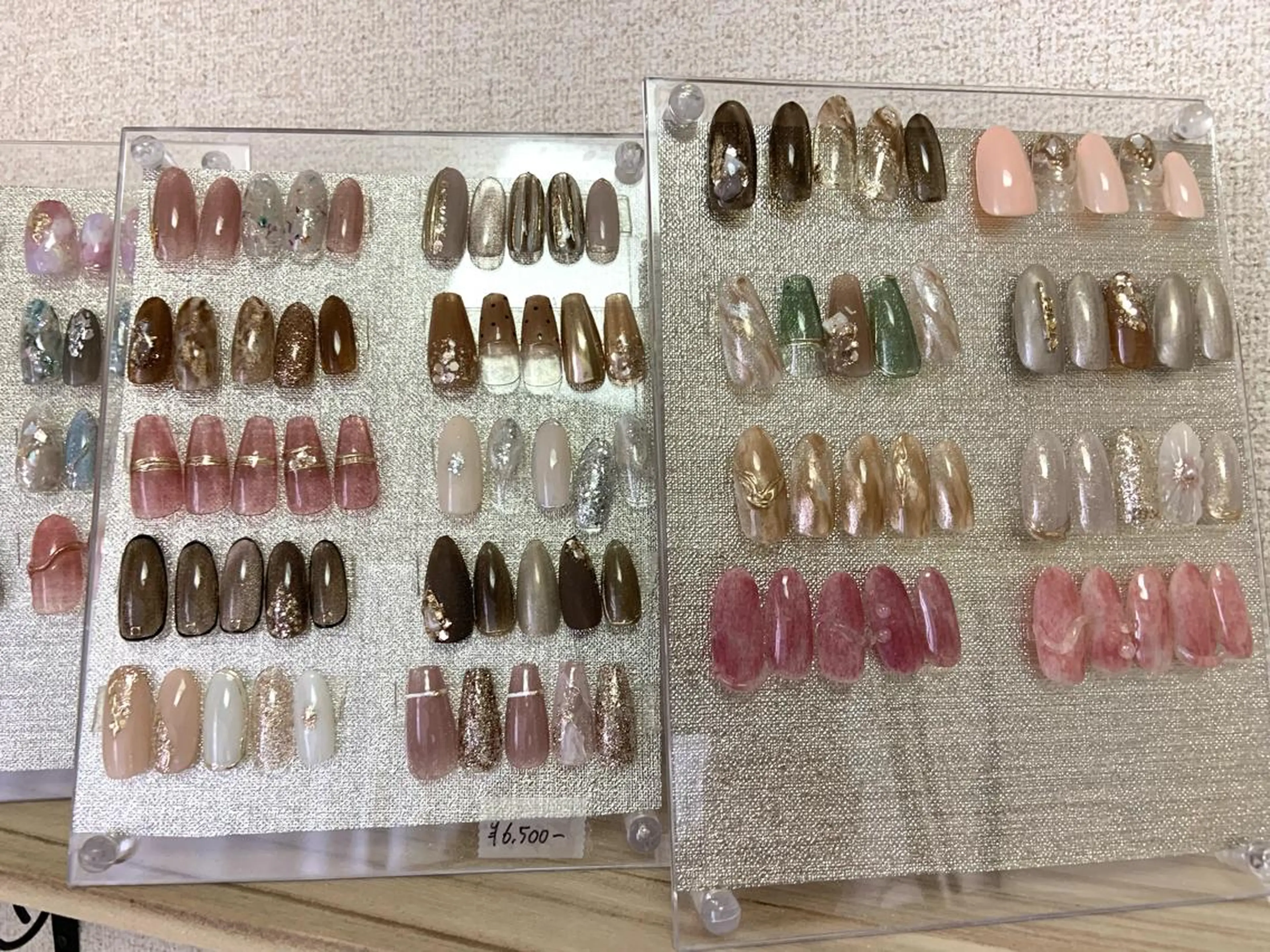 ネイル ハンドネイル extranails ／lemellaのネイルデザイン