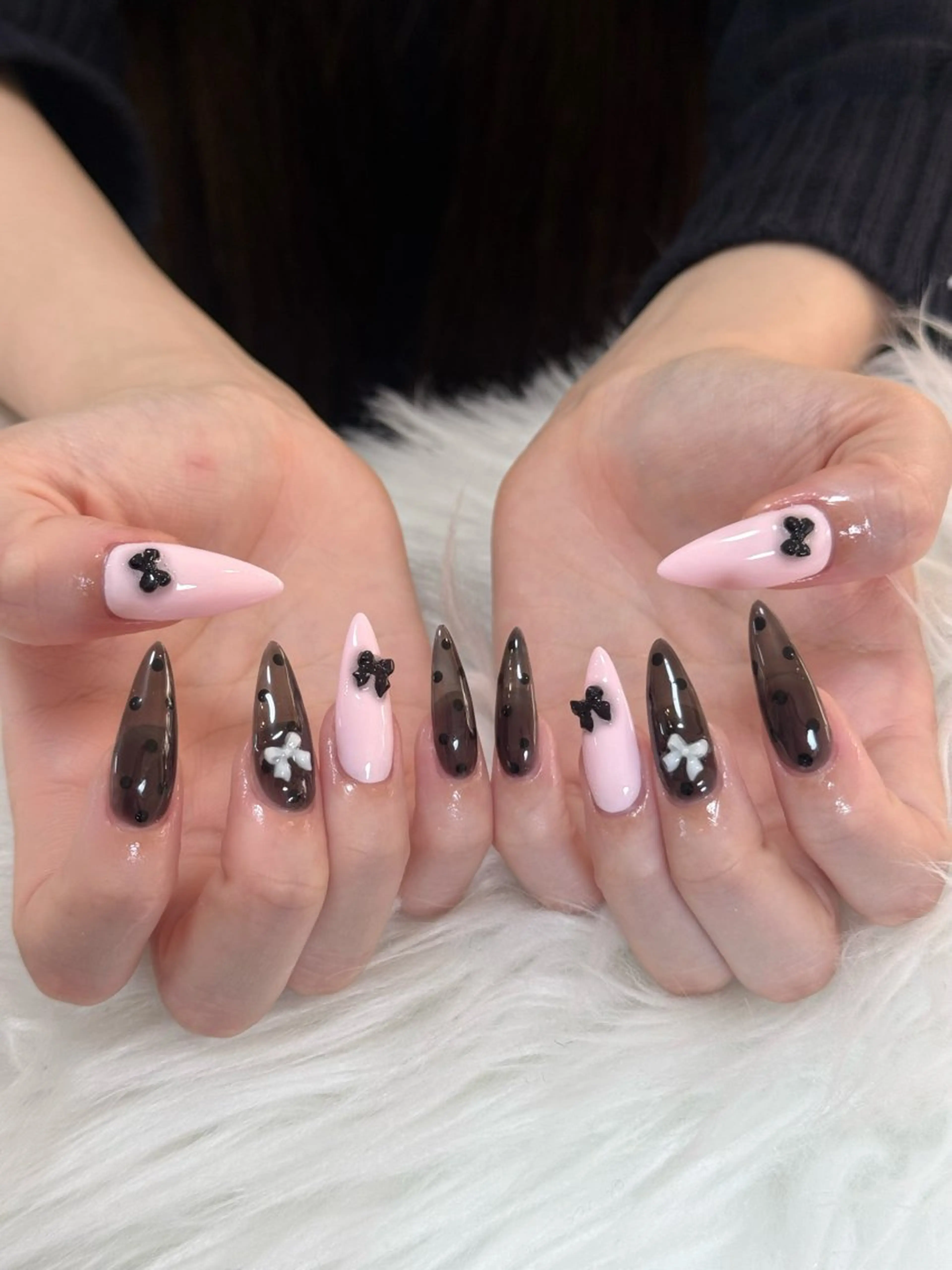 ネイル オーロラネイル ボルドー ブラウン 氷ネイル・うるうるネイル キラキラネイル ハンドネイル Julli NailStudioのネイルデザイン