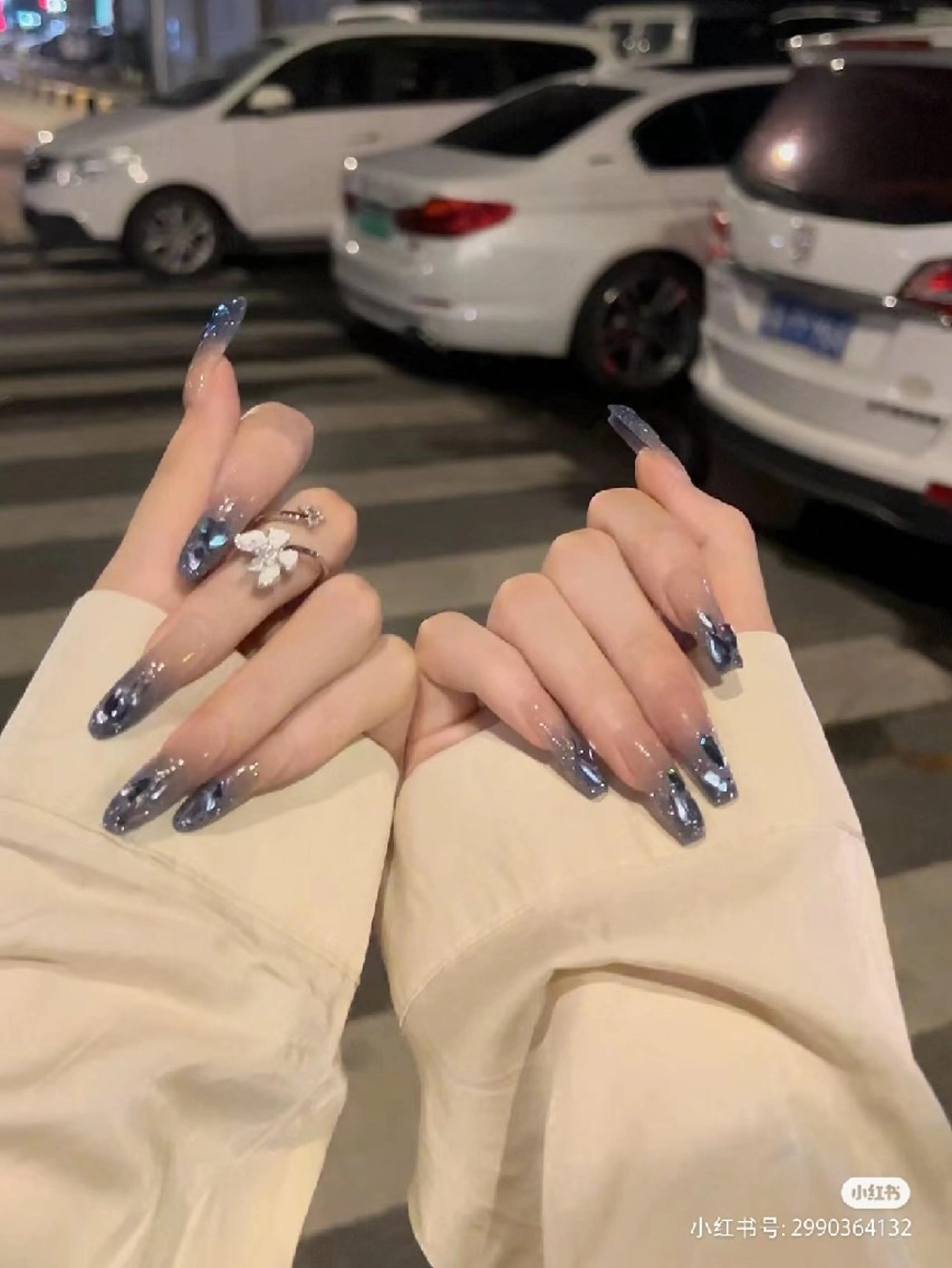 ネイル Theone栄店 田口のネイルデザイン