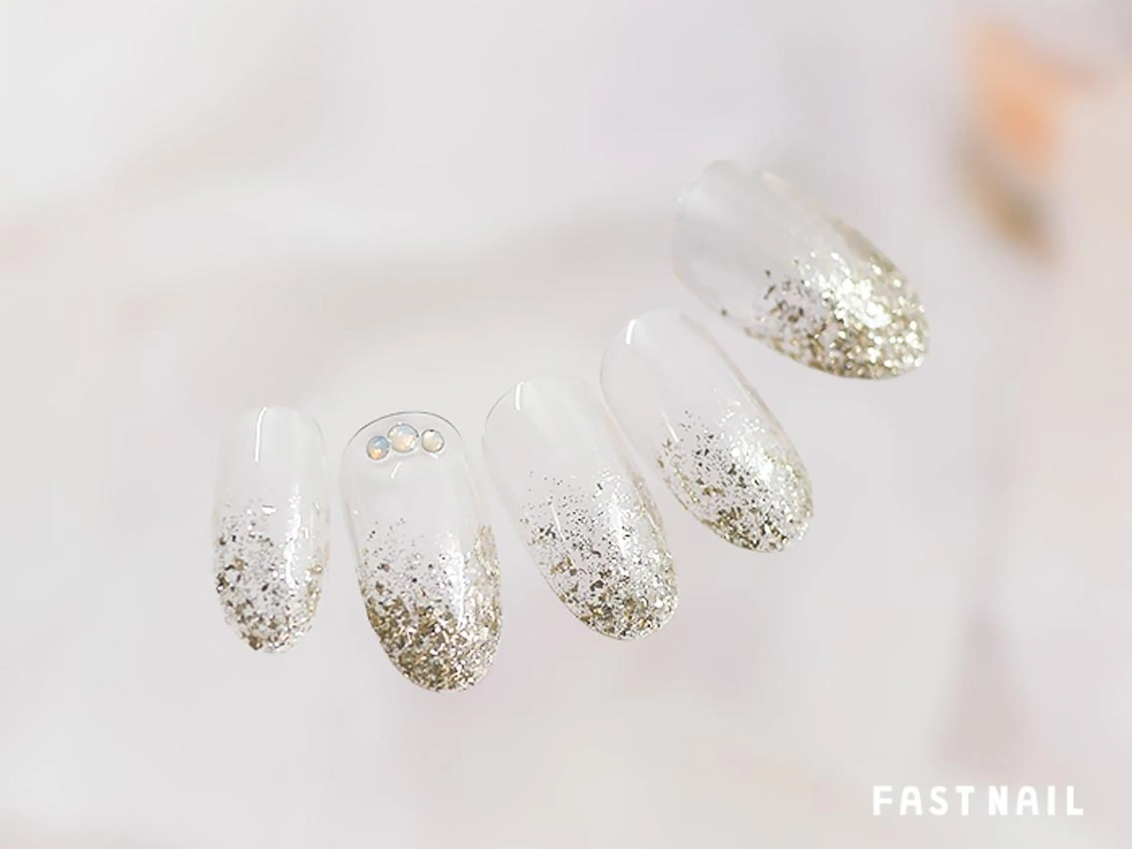 ネイル クリアネイル ラメ(グリッター) シルバー ストーンネイル 夏ネイル FASTNAIL LOCO東大和店のネイルデザイン