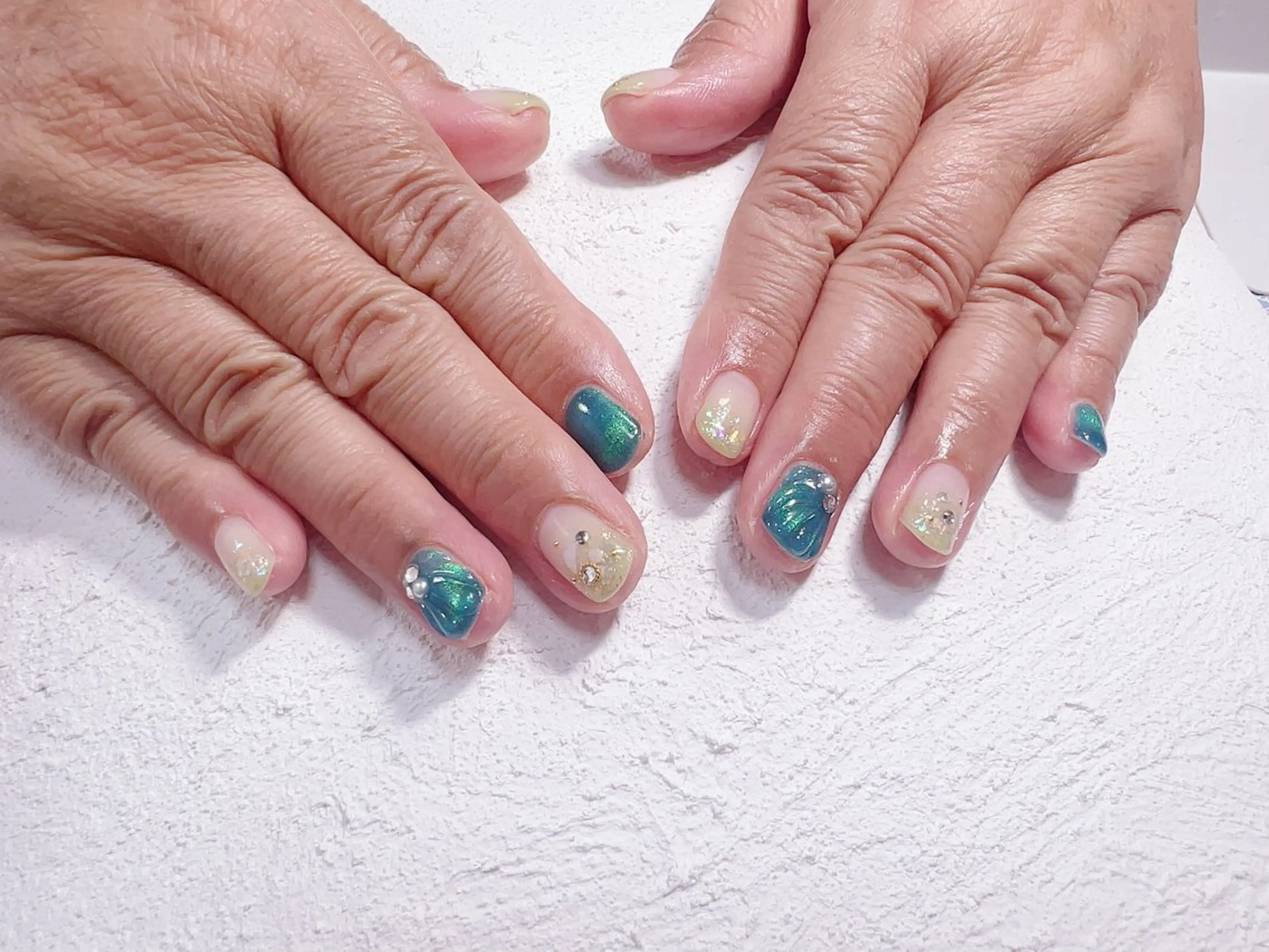 ネイル 持ち込み Regaro i.sのネイルデザイン