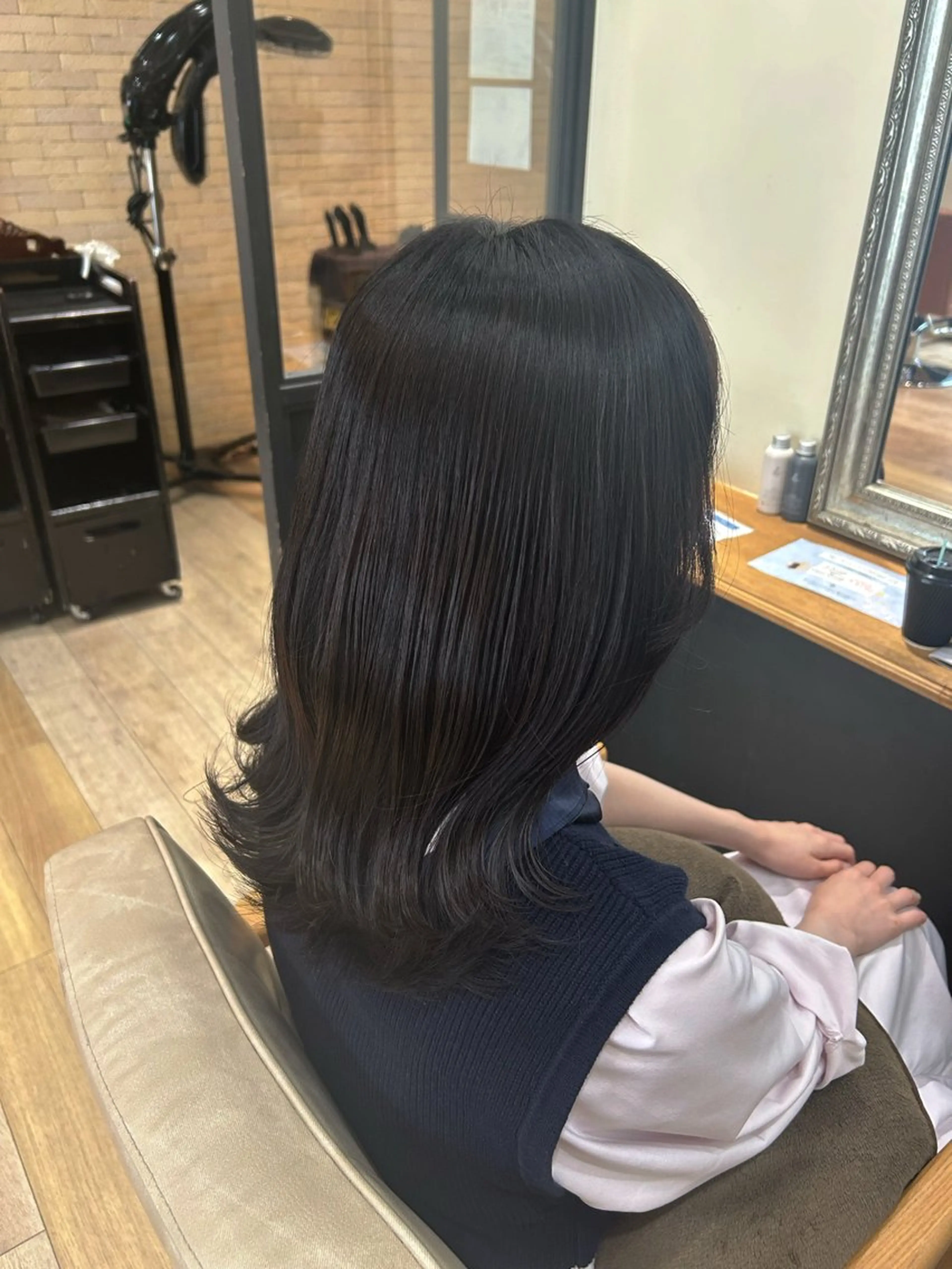 ミディアム カラー ヘアカラー 松尾 遥花のヘアスタイル