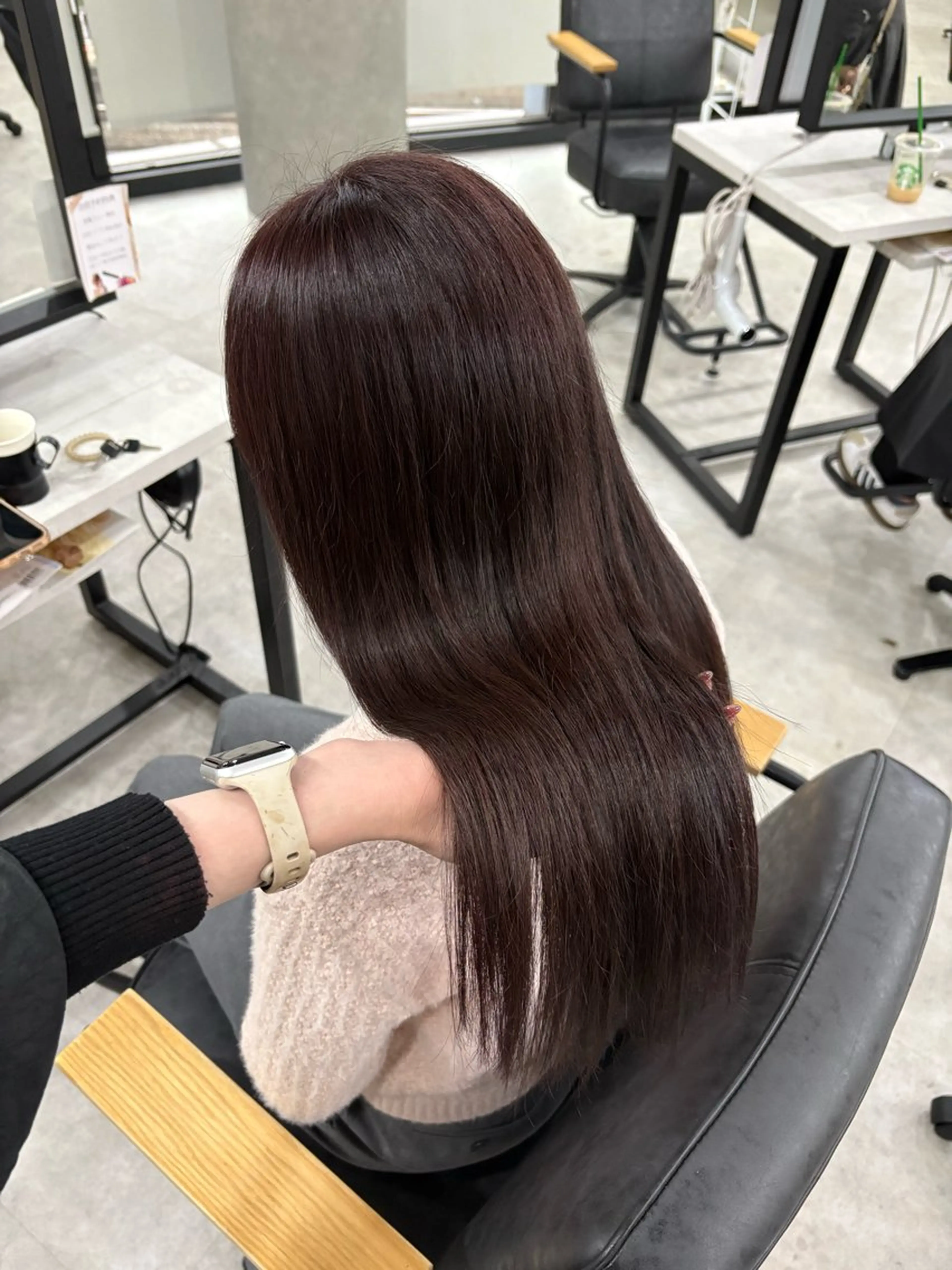 ロング カラー 透明感カラー カット ヘアカラー 盛れる顔まわり✨🎀 レイヤー別所好葉のヘアスタイル