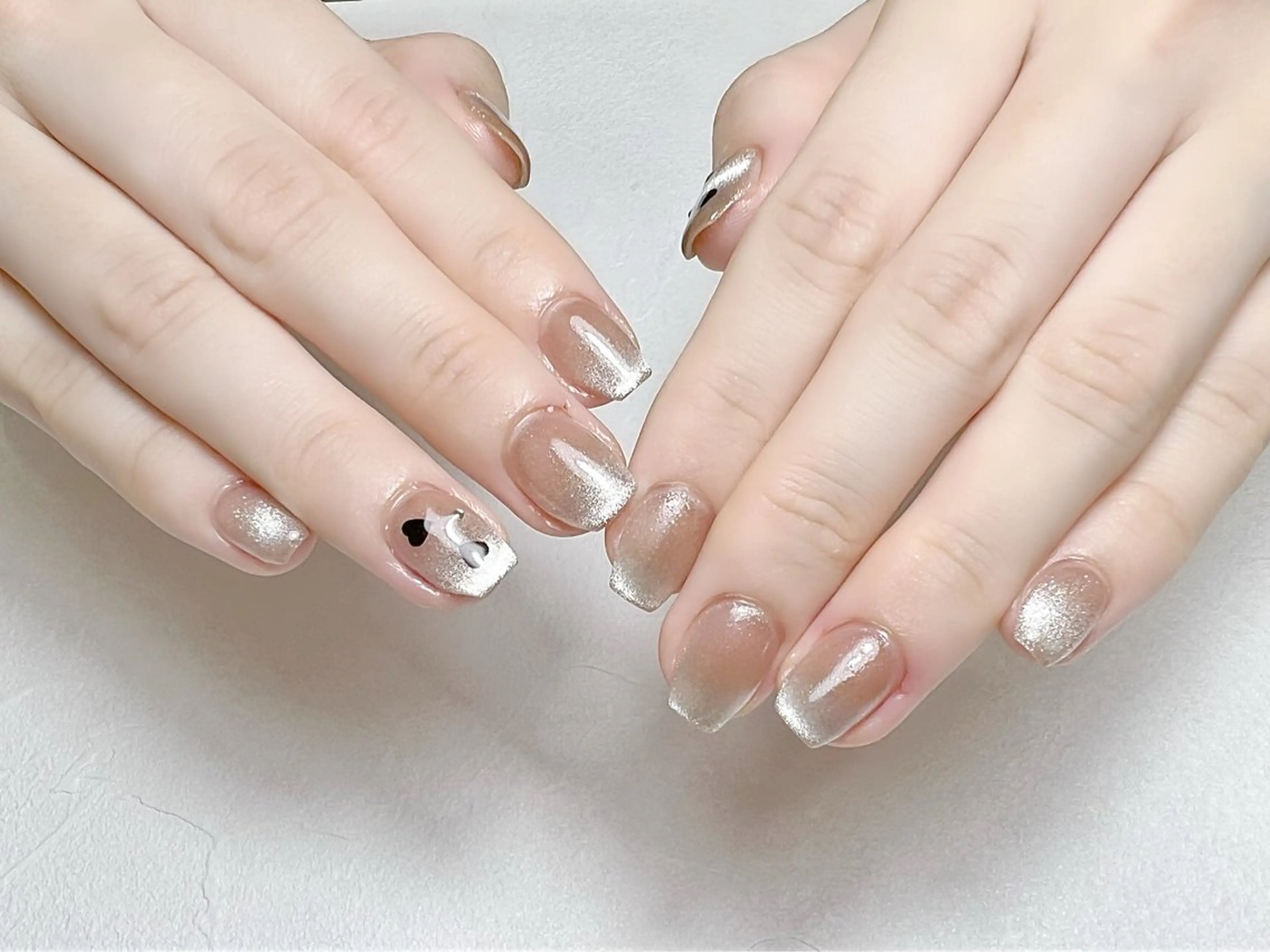 ネイル マグネットネイル オフィスネイル ワンカラーネイル rouse nail RISATOのネイルデザイン