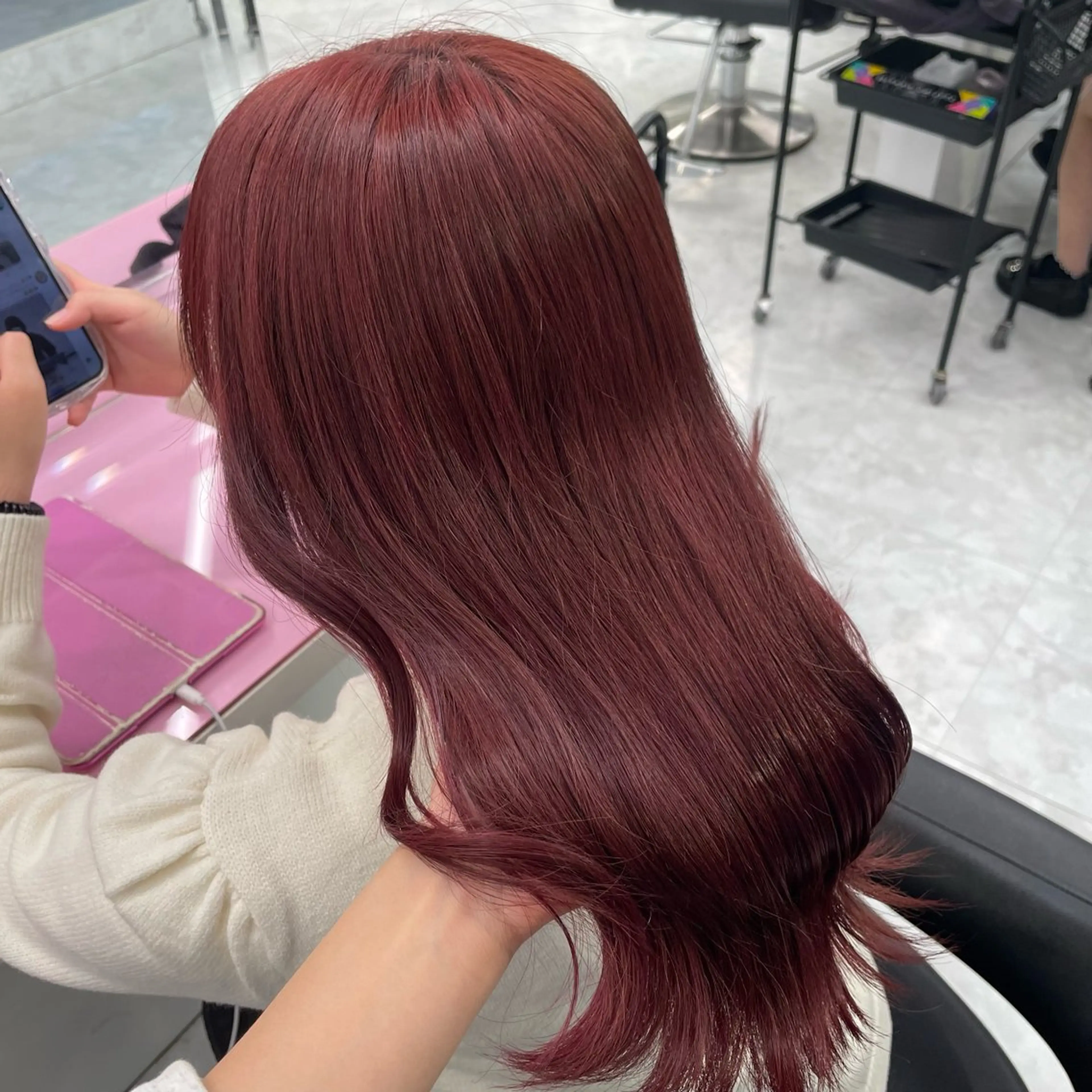 ロング カラー ヘアアレンジ ケアカラー ロング ヘアカラー ヘッドスパ ヘアセット 暖色／深みレッド ♥️渋谷/らいるのヘアスタイル