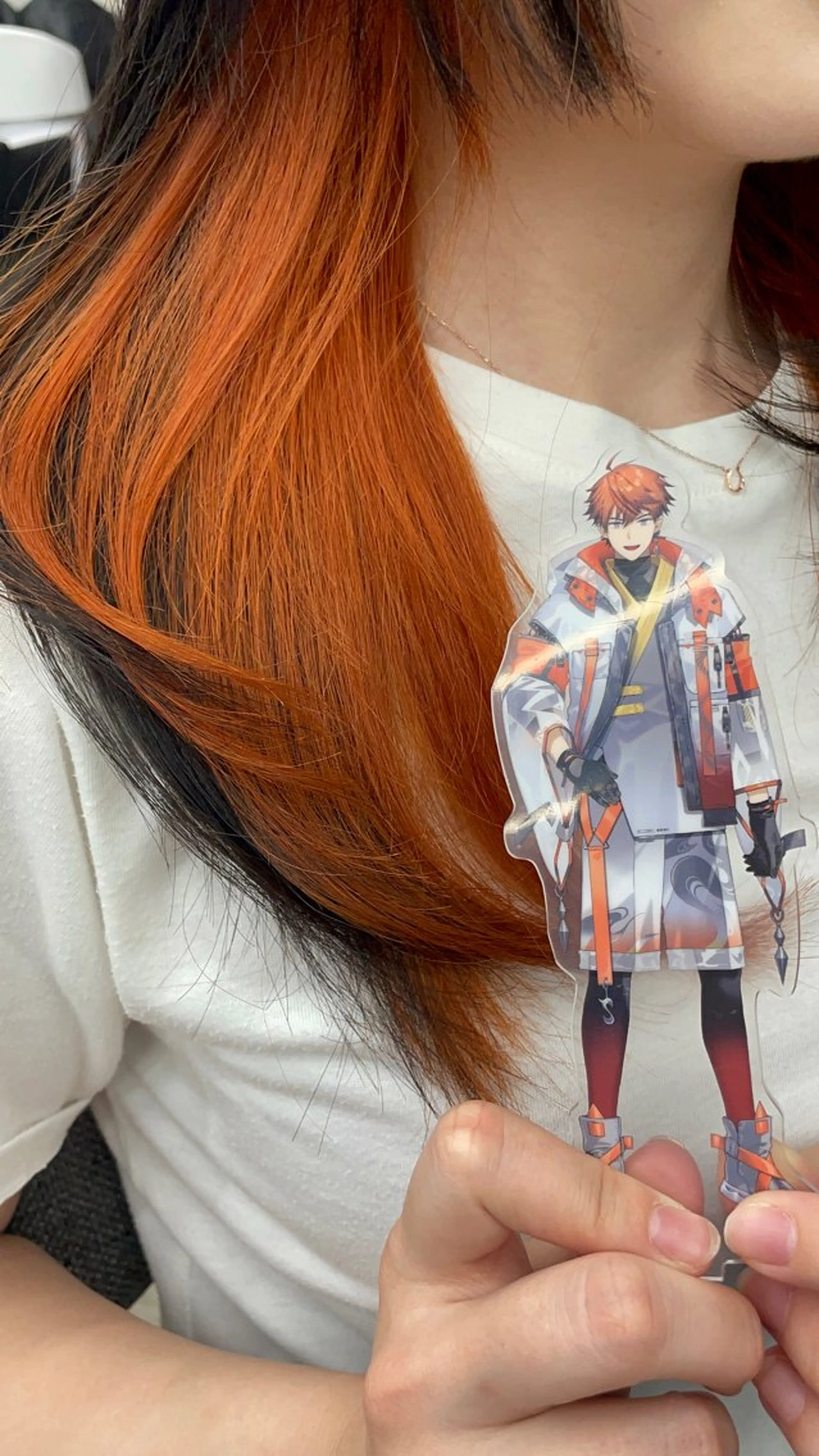 セミロング カラー ヘアカラー インナーカラー 推し ブリーチ  髪質改善のヘアスタイル