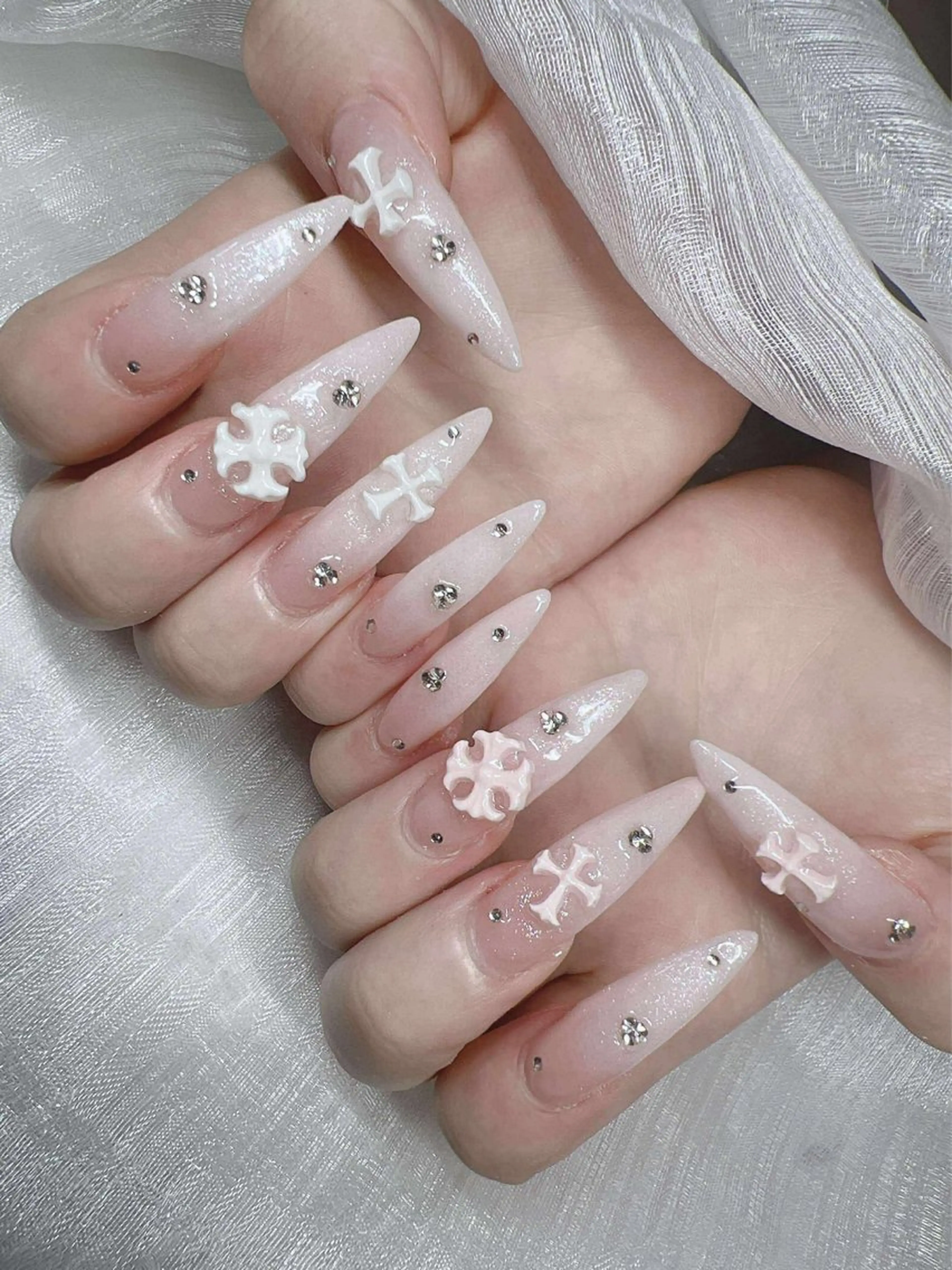 ネイル ハンドネイル Lee Nailsのネイルデザイン