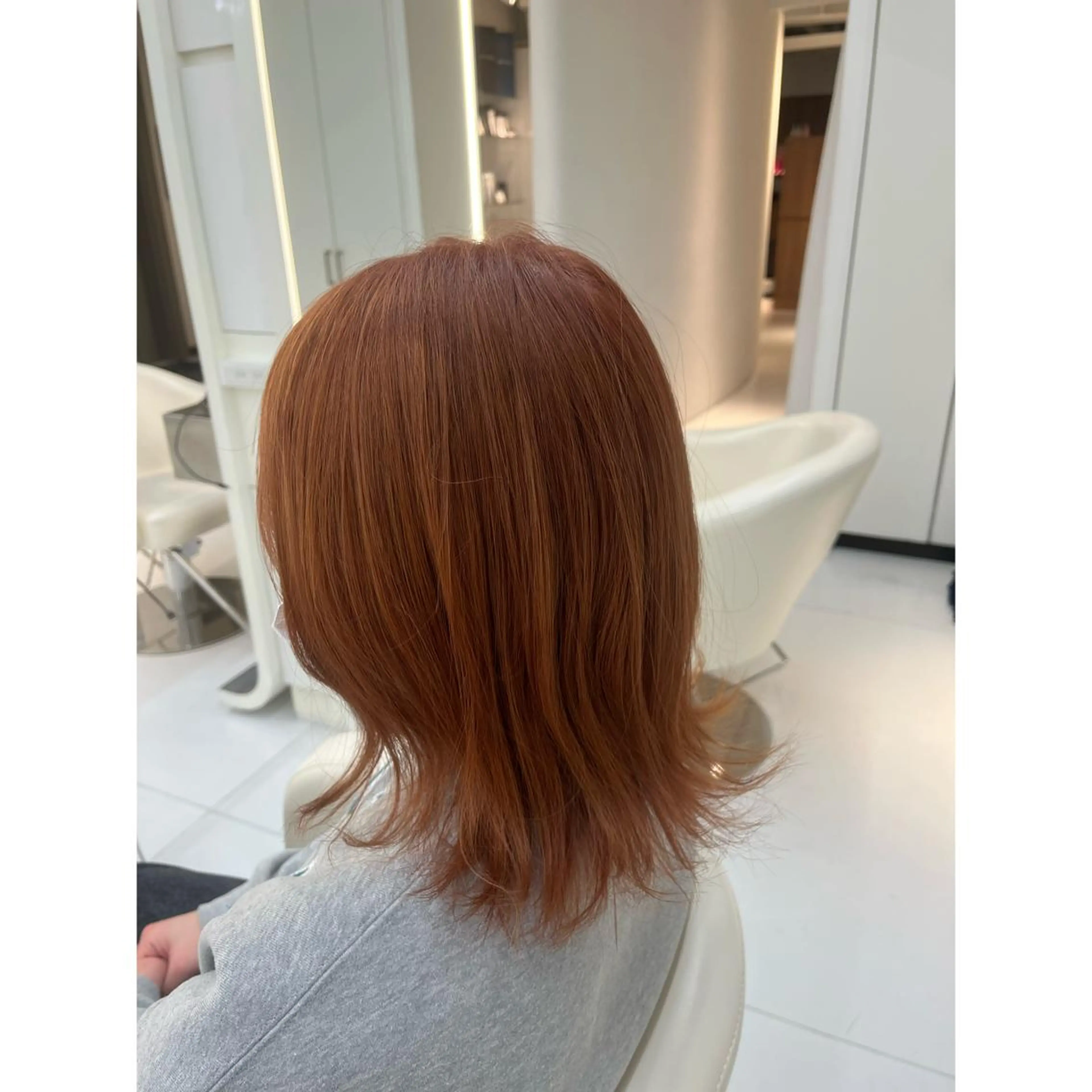 ミディアム カラー ブリーチ オレンジ 涼音 🫧前髪お助け美容師のヘアスタイル