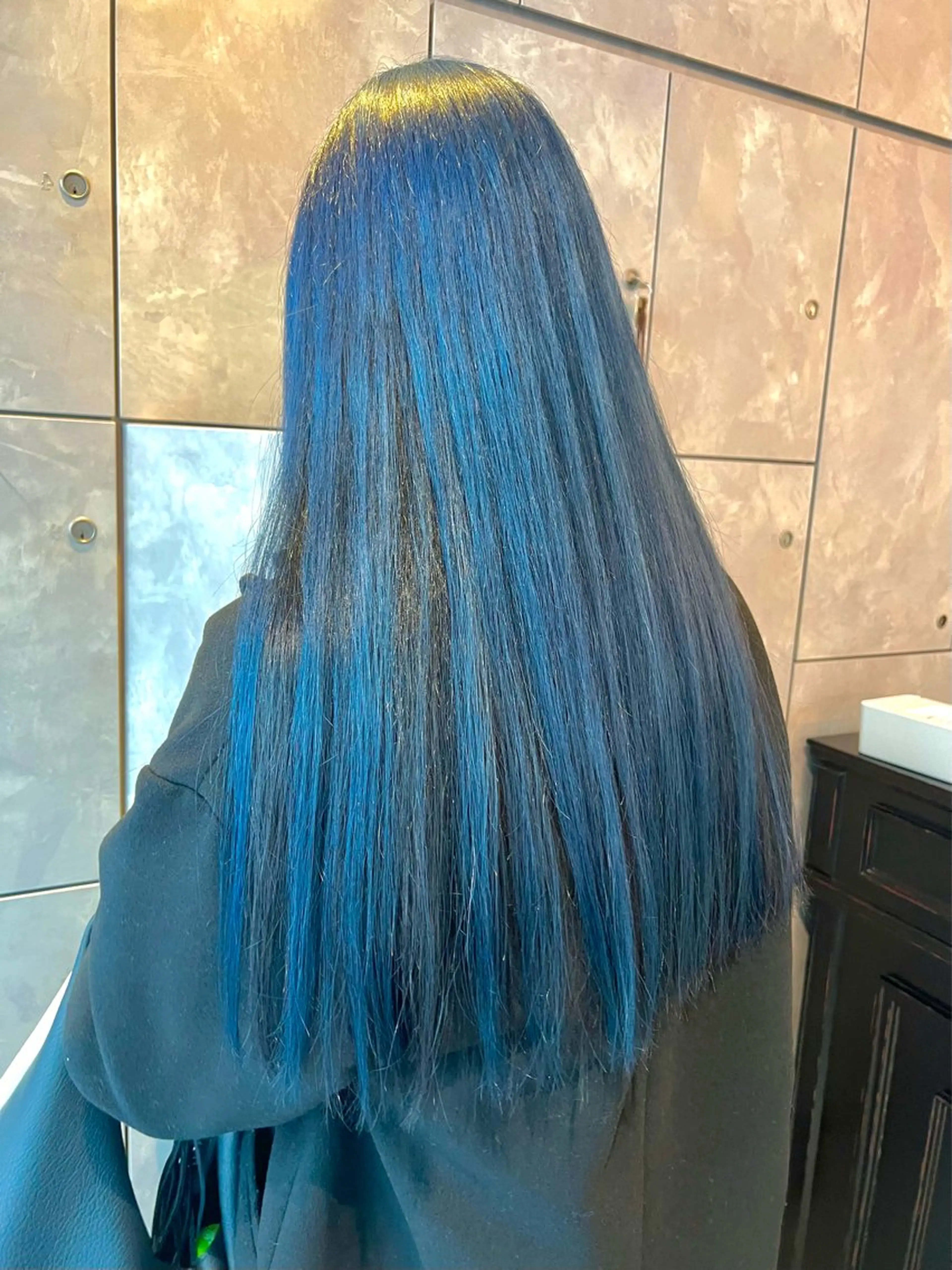 ロング カラー ヘアアレンジ ヘアカラー トリートメント ヘッドスパ ヘアセット 🌈インナーカラー ‘ショウマ’🌈のヘアスタイル