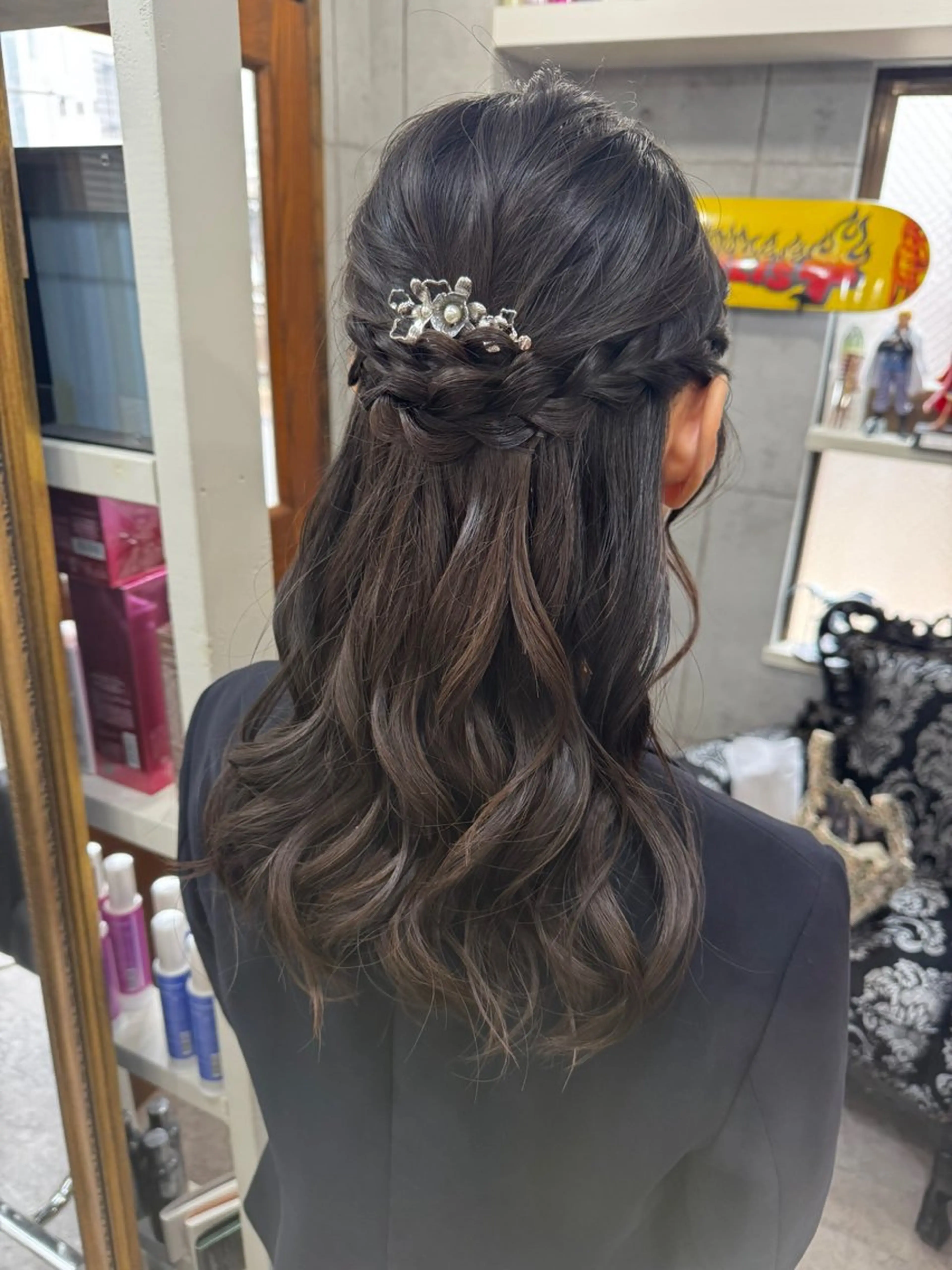 ロング ヘアアレンジ ハーフアップ ヘアセット 石井 綺乃のヘアスタイル