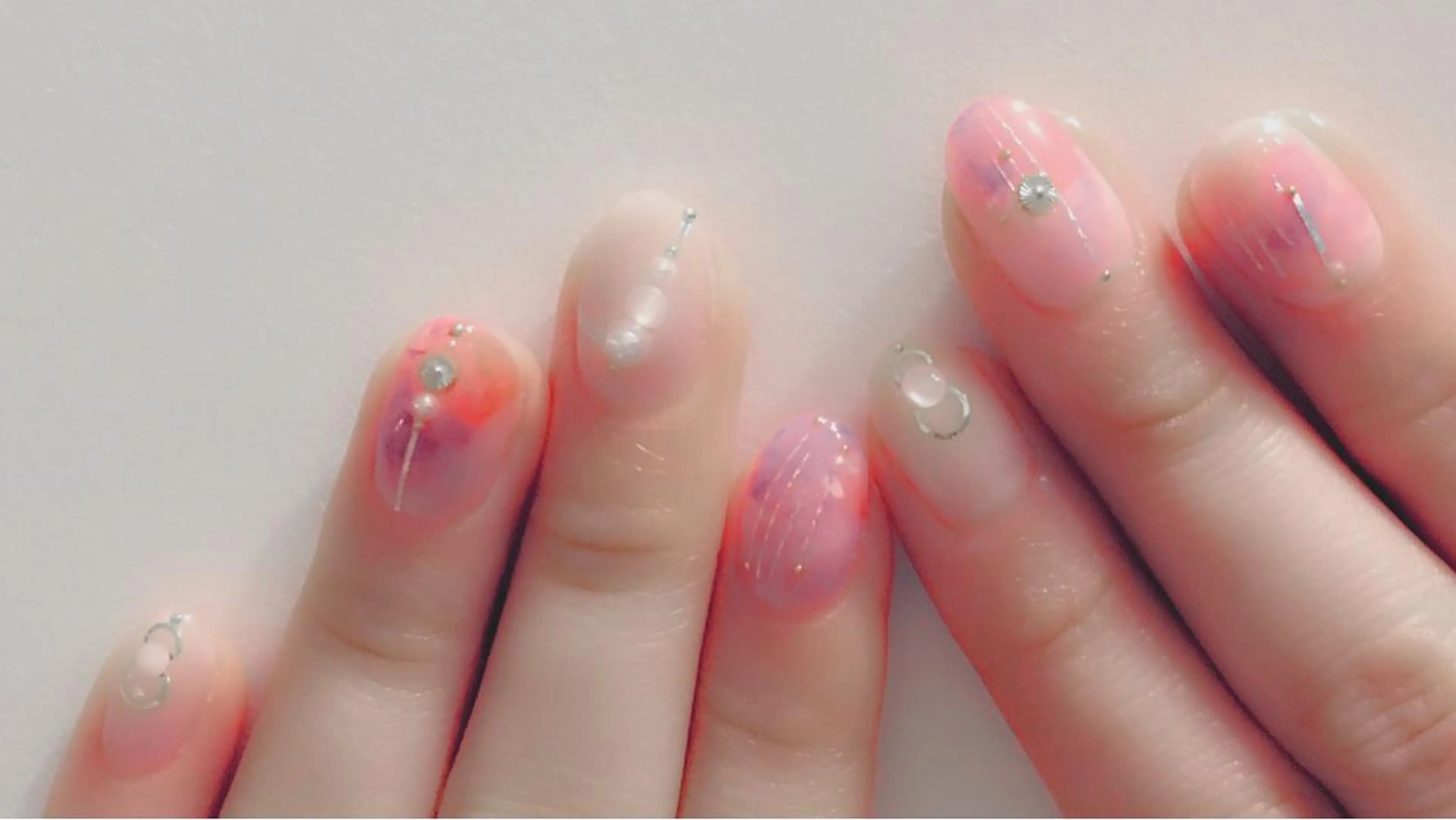 ネイル アートネイル mew mew NAIL & EYEのマツエク・マツパデザイン