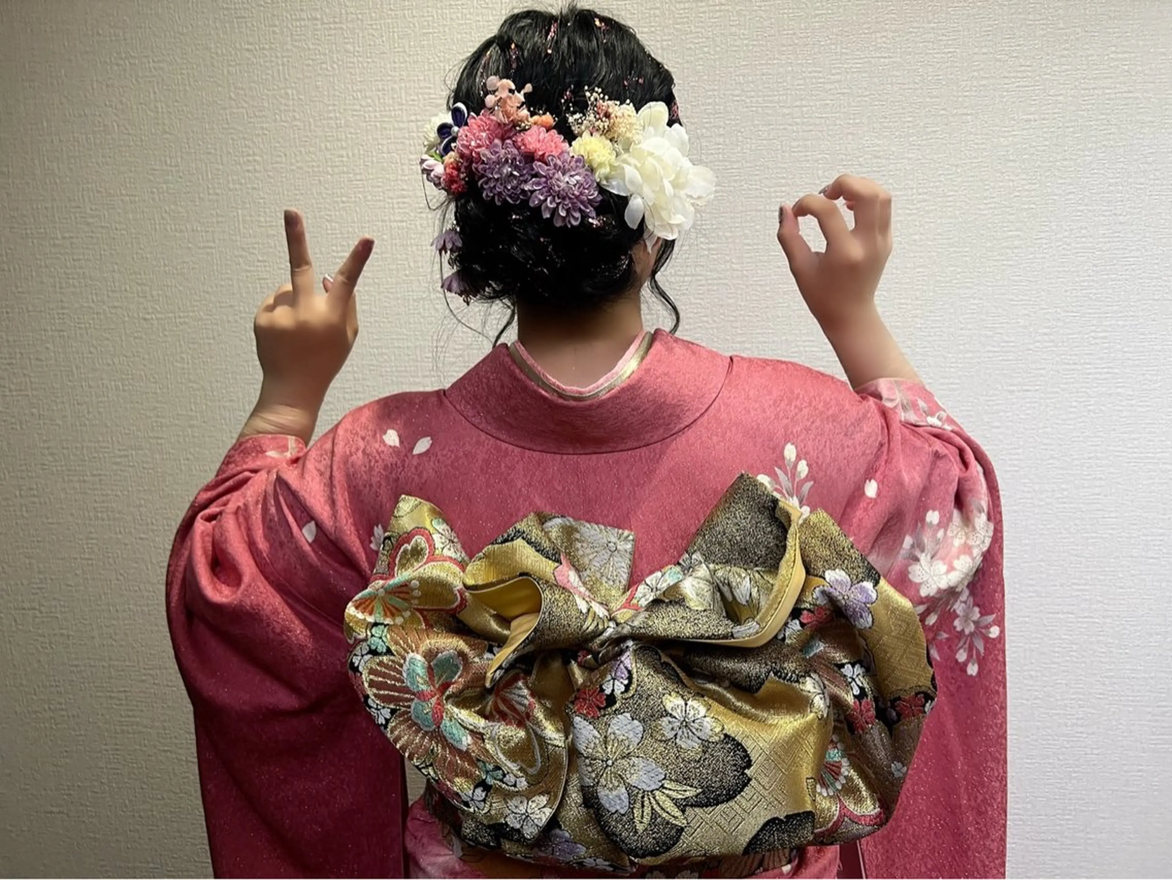 セミロング ヘアアレンジ 成人式 着付け KANA カナのマツエク・マツパデザイン