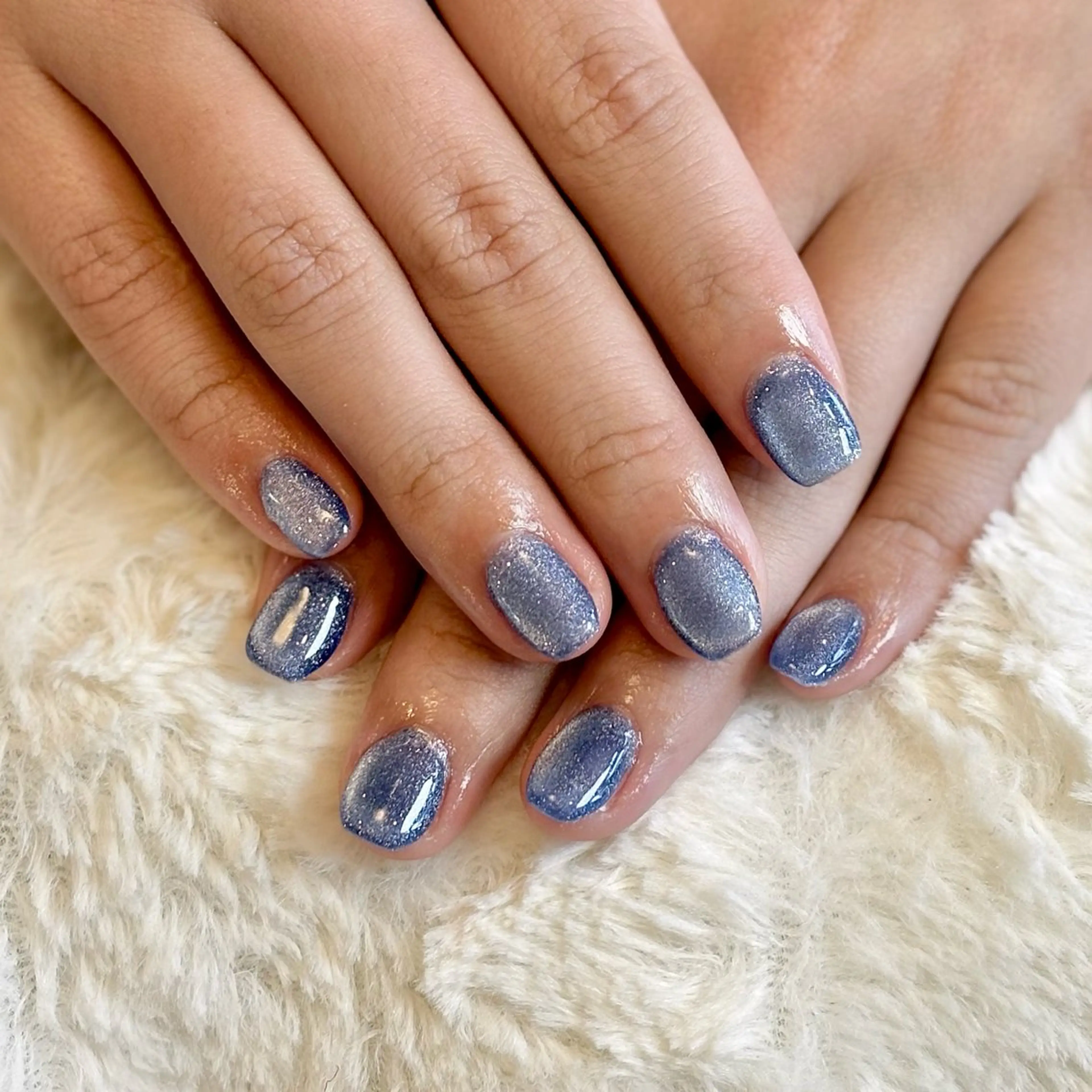 ネイル マグネットネイル マグネットワンカラー ワンカラーネイル Lelole 🫧マグネット🫧のネイルデザイン