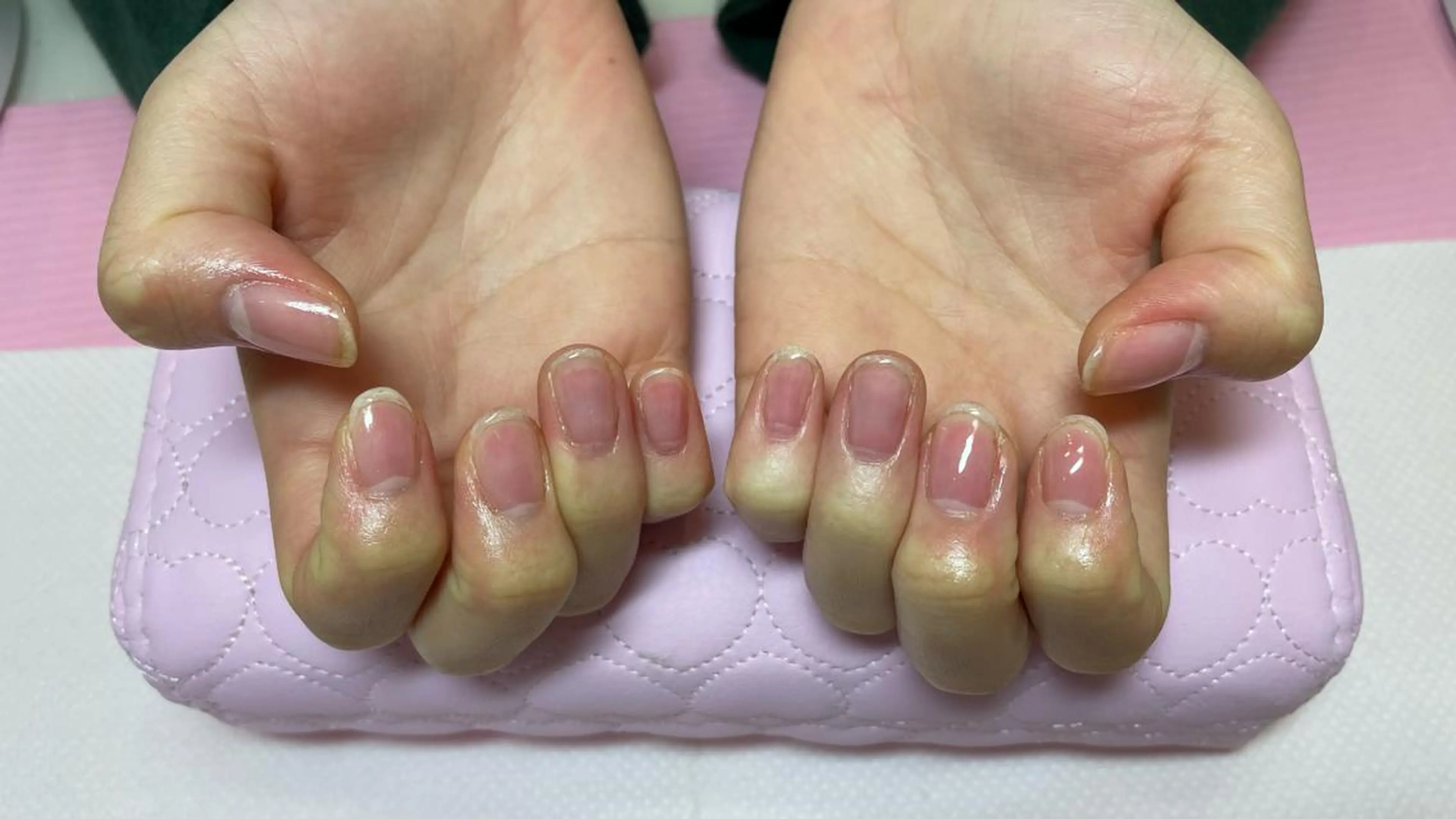 ネイル クリアネイル ジェルネイル CHOUETTE Shioriのネイルデザイン