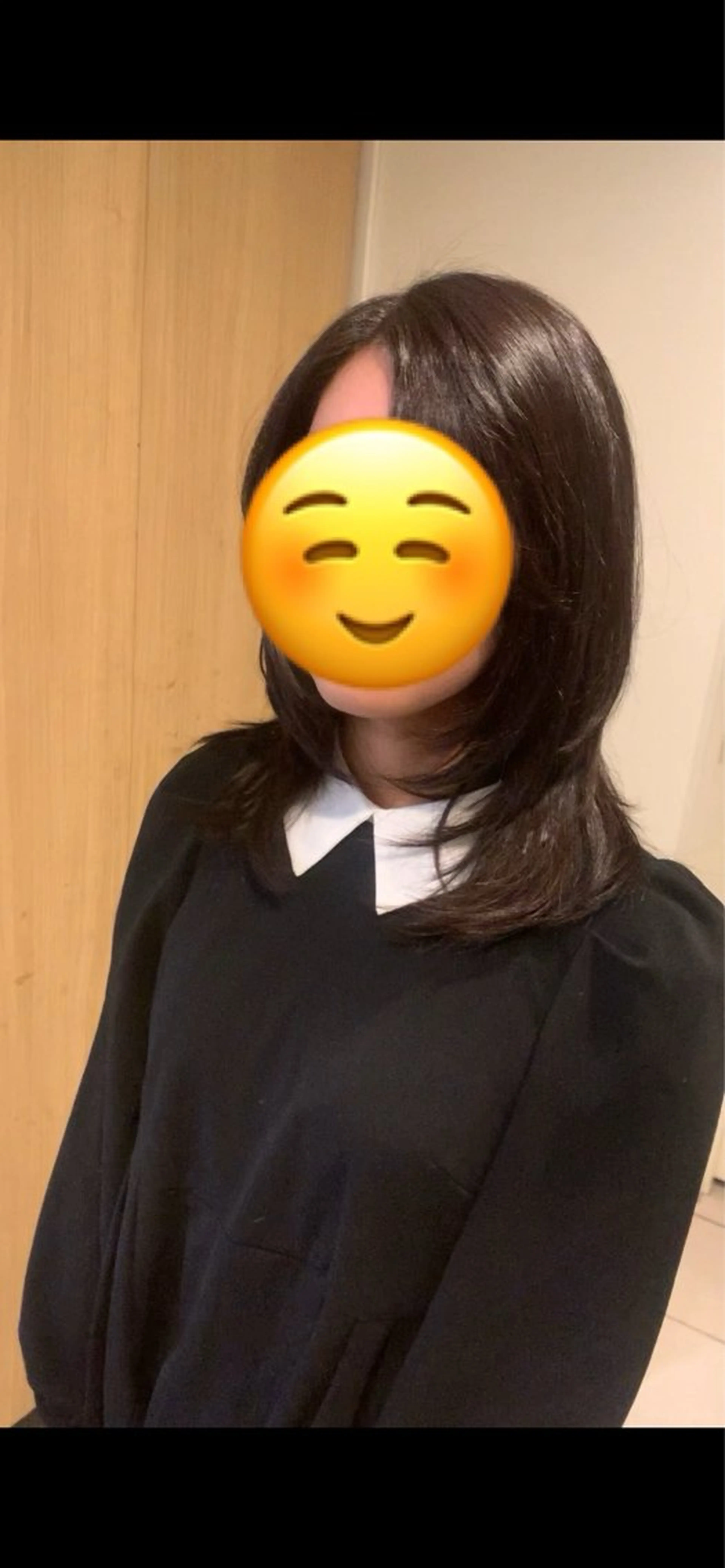 セミロング 顔まわりレイヤー 顔周りカット レイヤーカット 伊藤 鳳雅のヘアスタイル