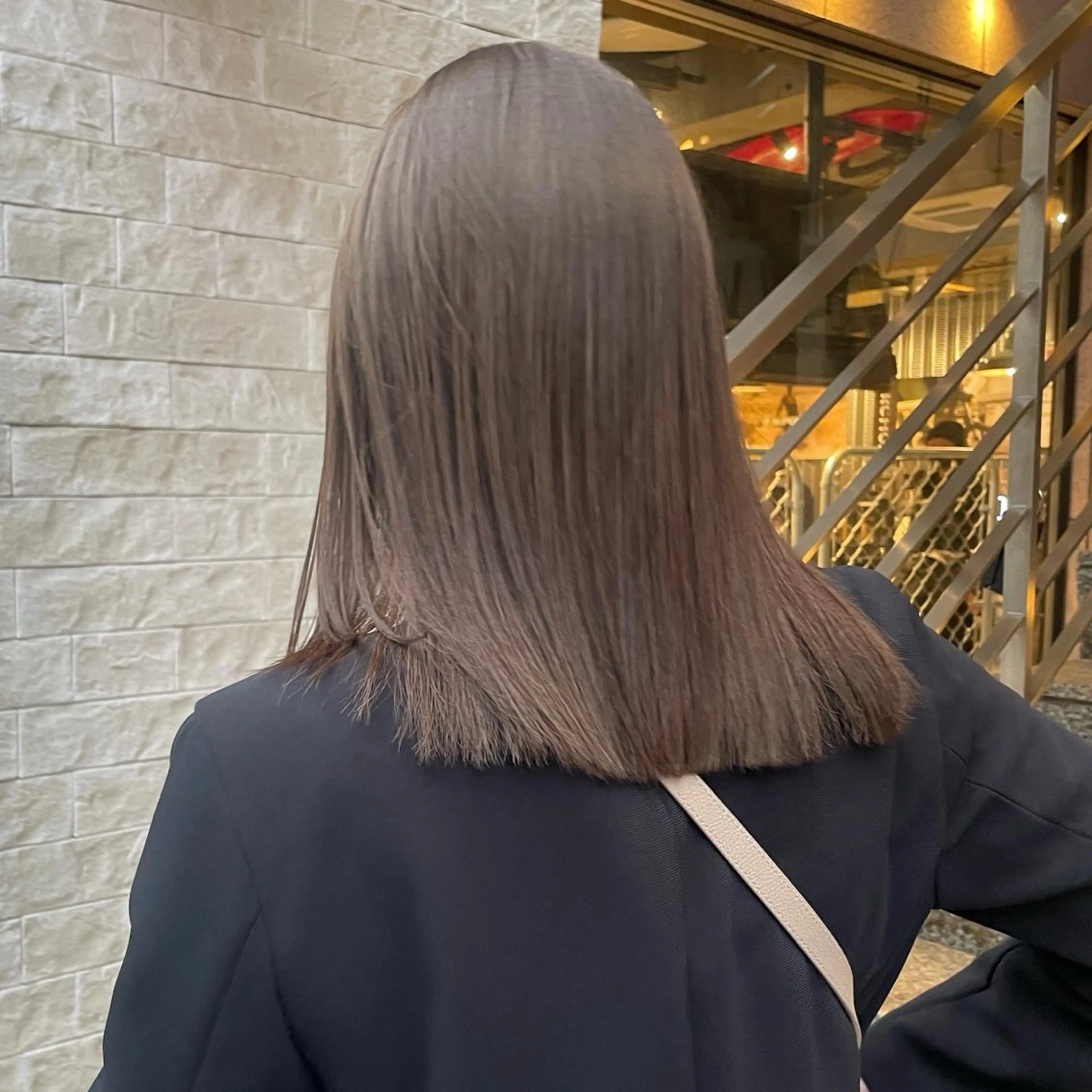 ミディアム カラー 艶カラー×似合わせ カットshihomiのヘアスタイル