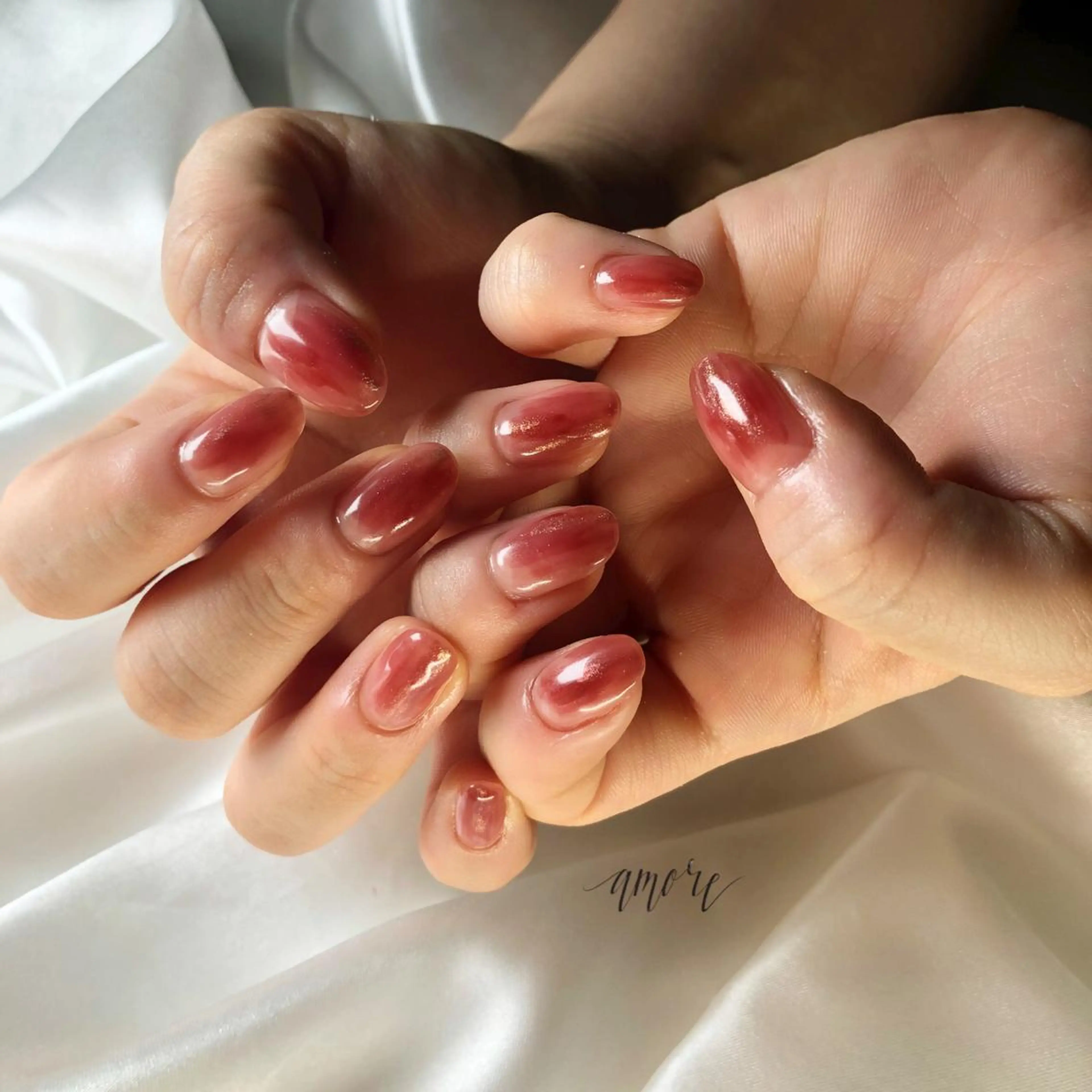 ネイル ジェルネイル 氷ネイル・うるうるネイル マグネットネイル ミラーネイル ニュアンスネイル You kyehwaのネイルデザイン