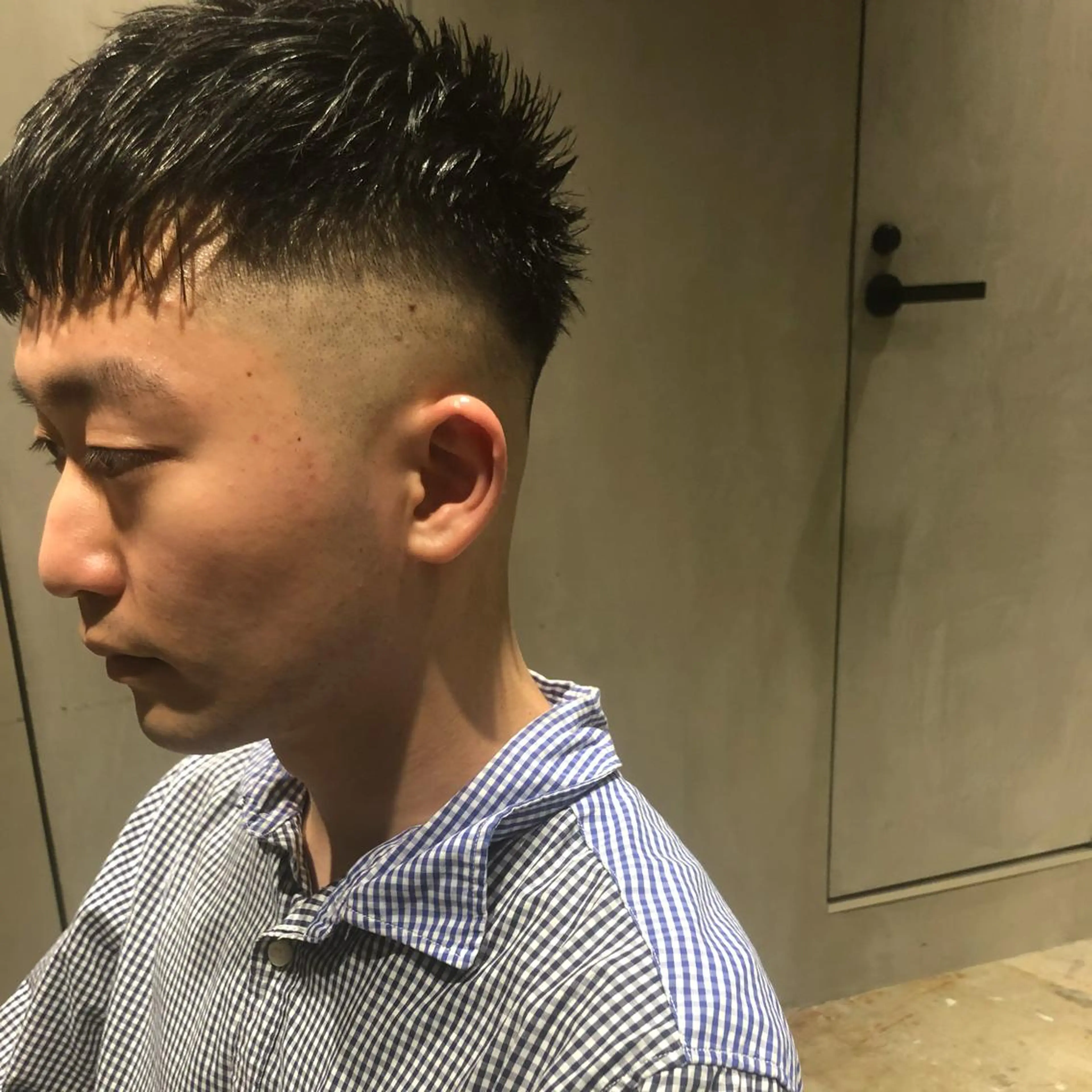 メンズ メンズブリーチ フェードカット メンズハイライト メンズハイトーン メンズインナーカラー カット 🌈圧倒的デザイン パーマ　関和希のヘアスタイル