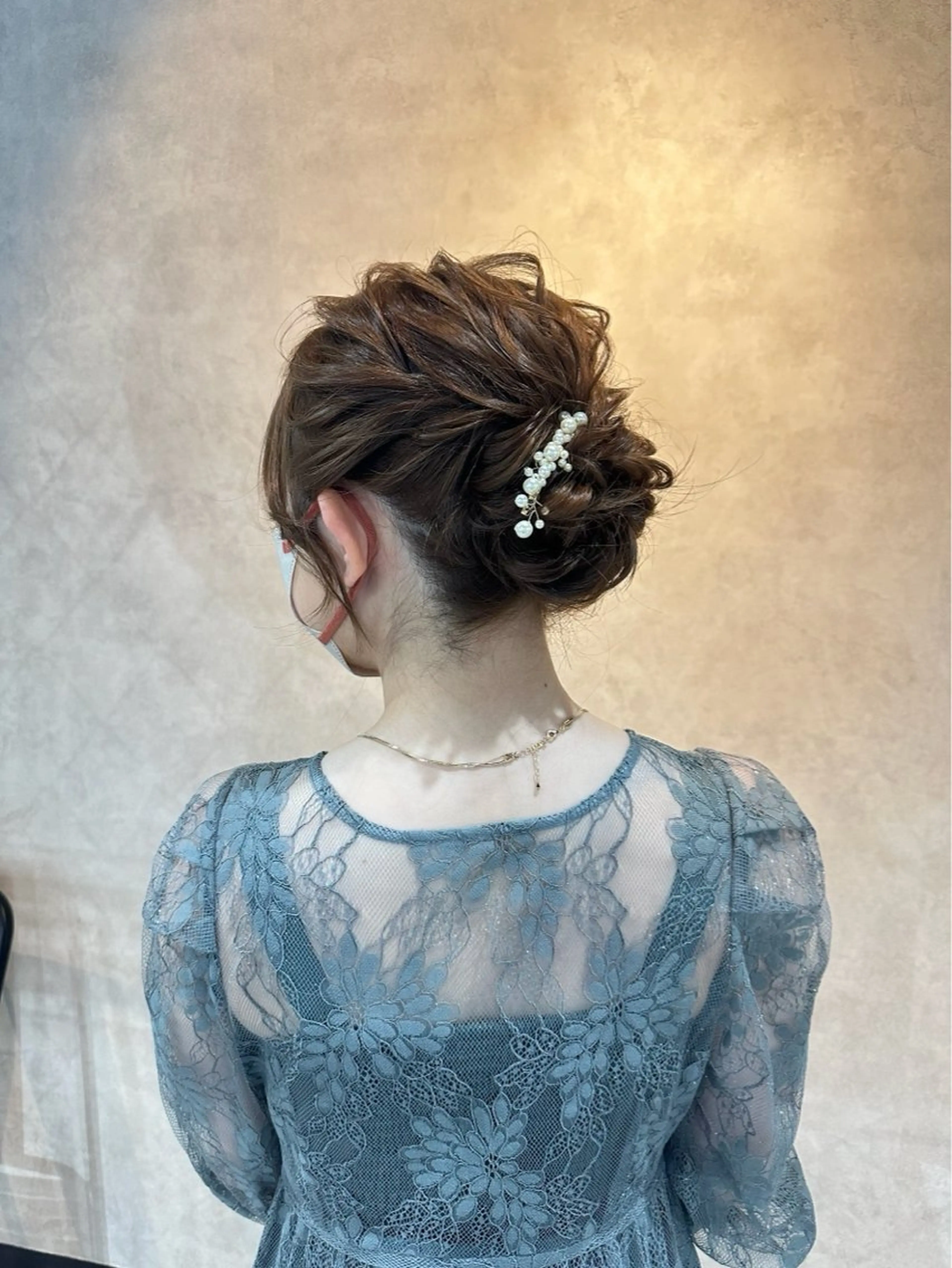 ミディアム ヘアアレンジ KISSSWAN はなのヘアスタイル