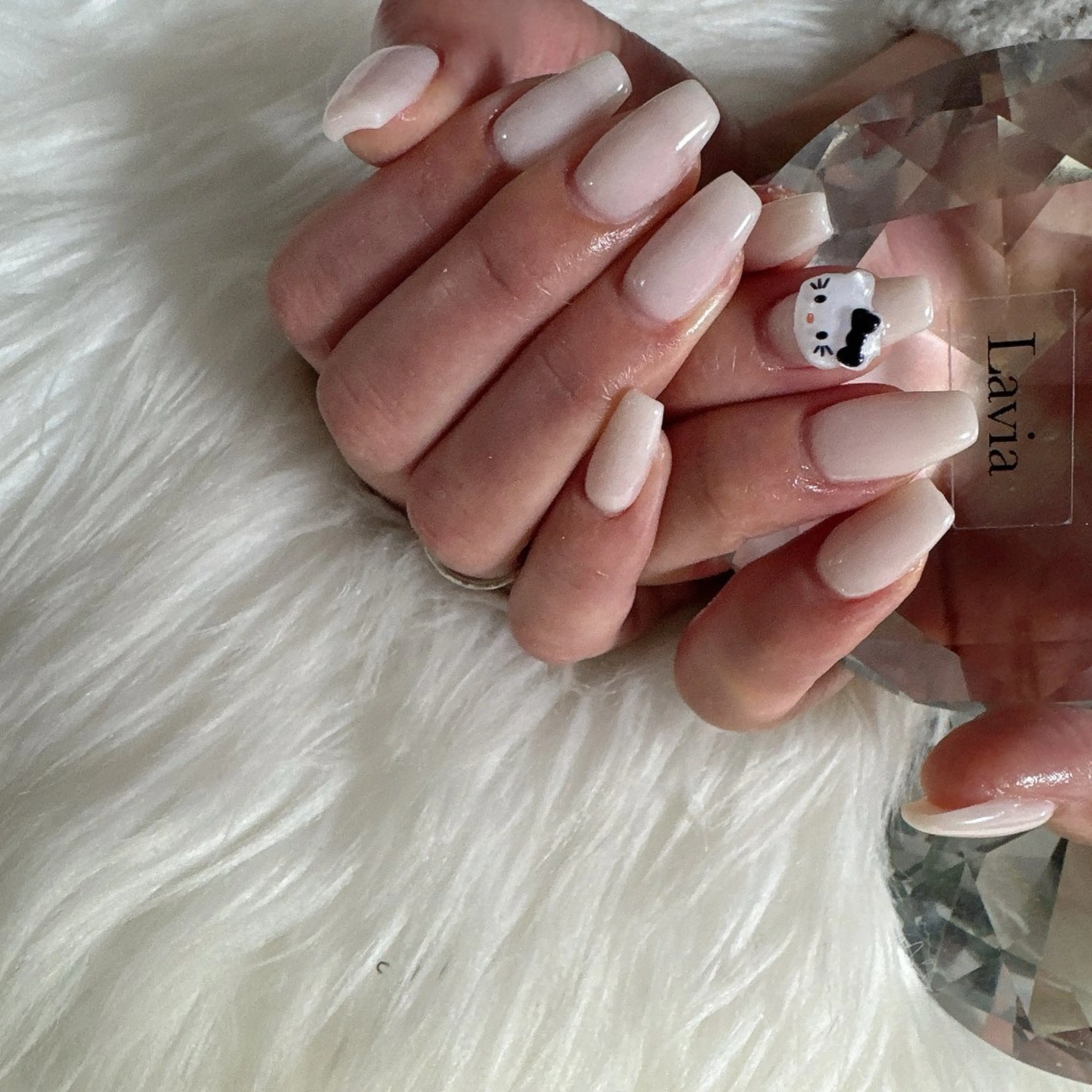 ネイル lavia🖤 ayumiのネイルデザイン