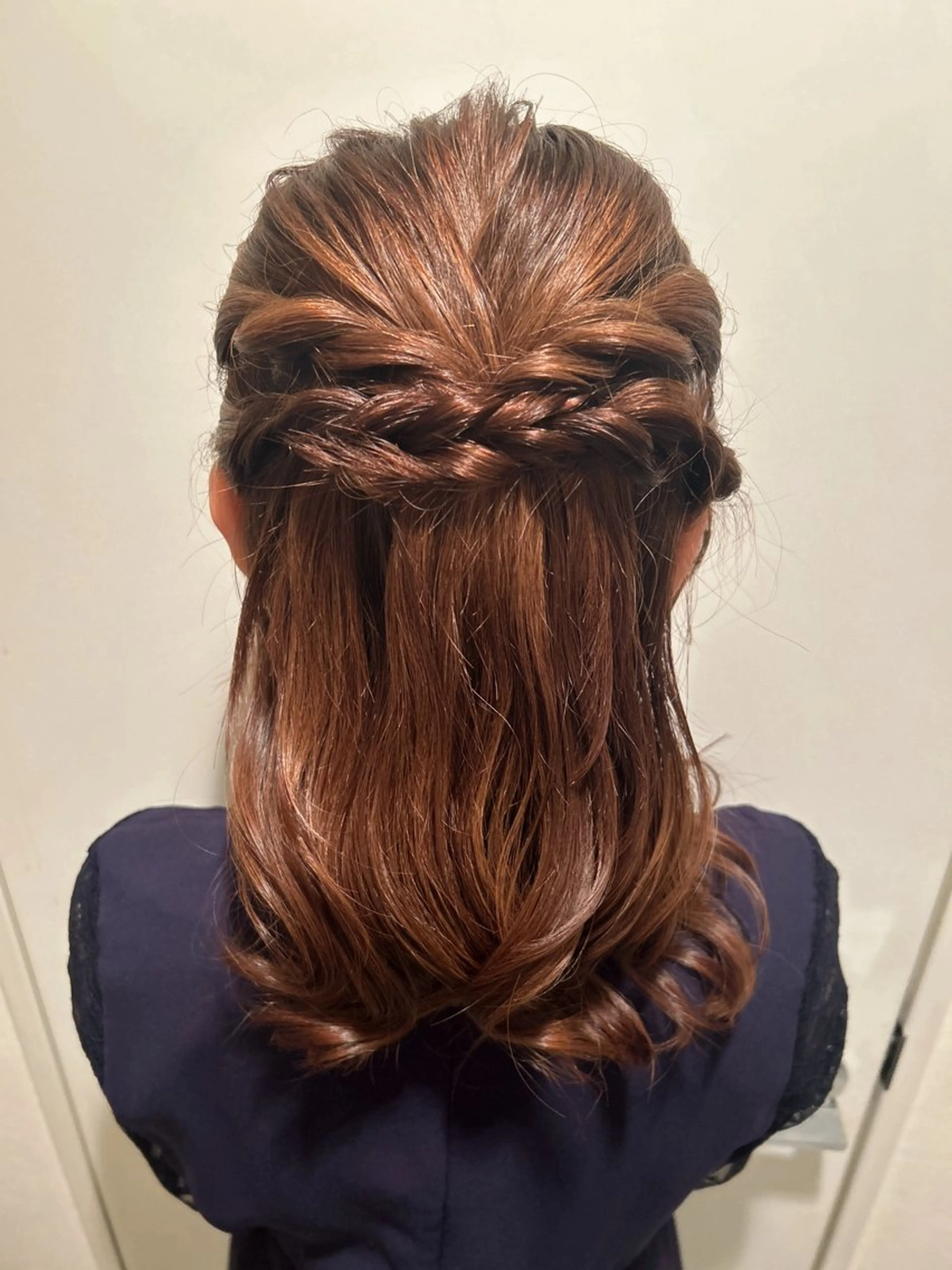 セミロング ヘアアレンジ T Ayaのヘアスタイル