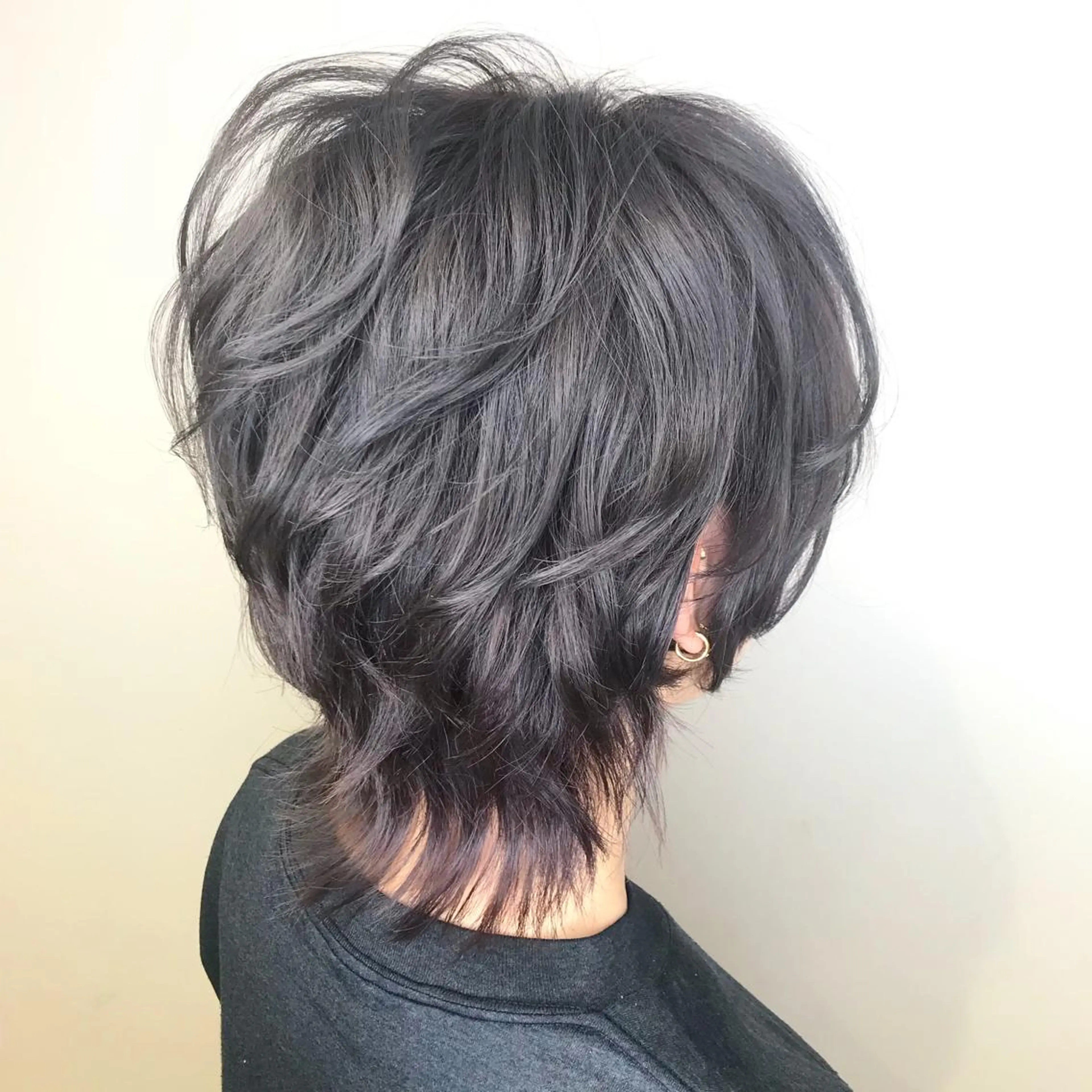 ショート カラー ブリーチ ケアブリーチ グレージュ イルミナカラー 髪質改善カラー韓国風 レイヤーtudaのヘアスタイル
