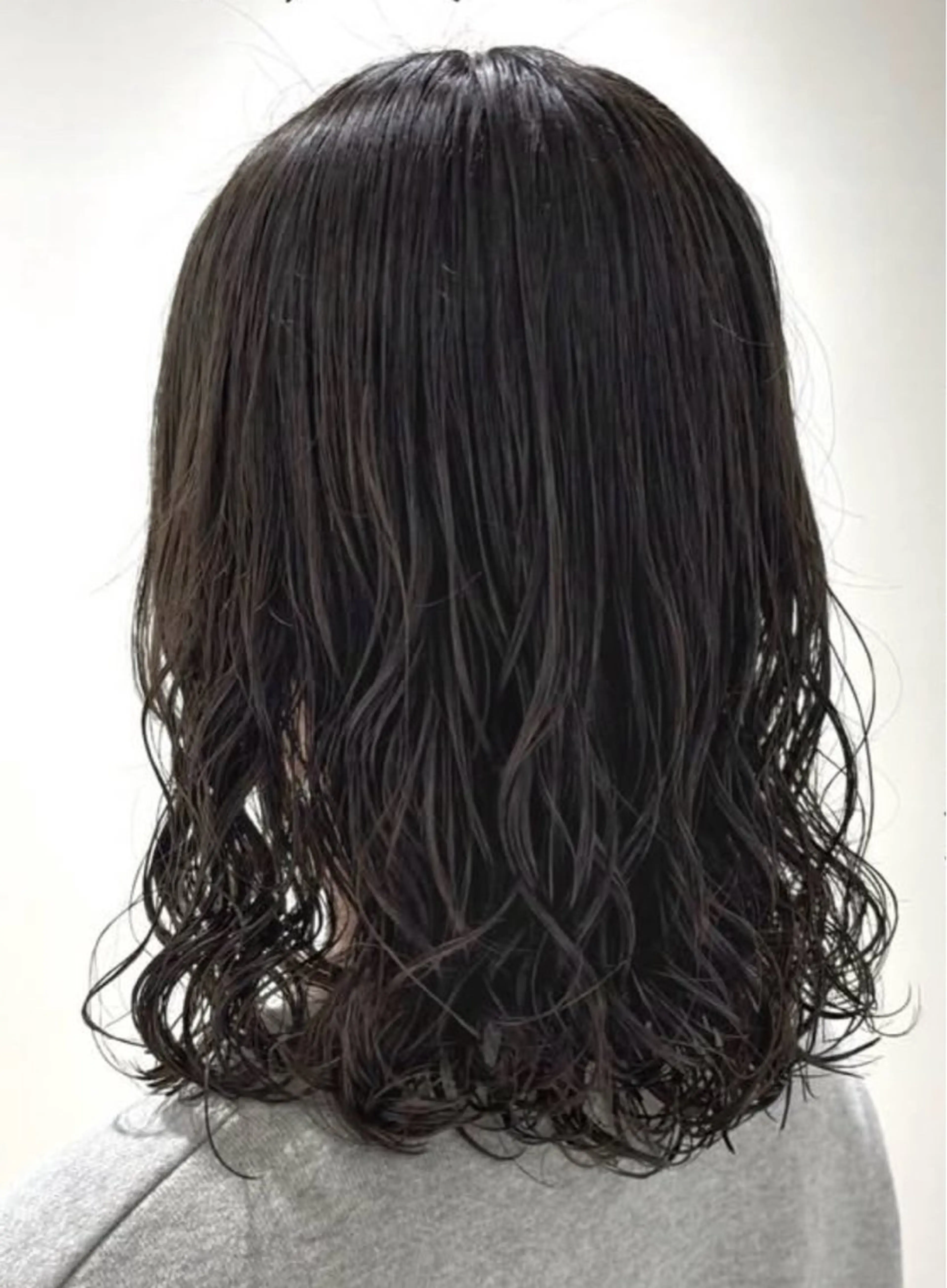 ロング パーマ ハイトーン、カラー 特化⟡.·すわ☁️のヘアスタイル