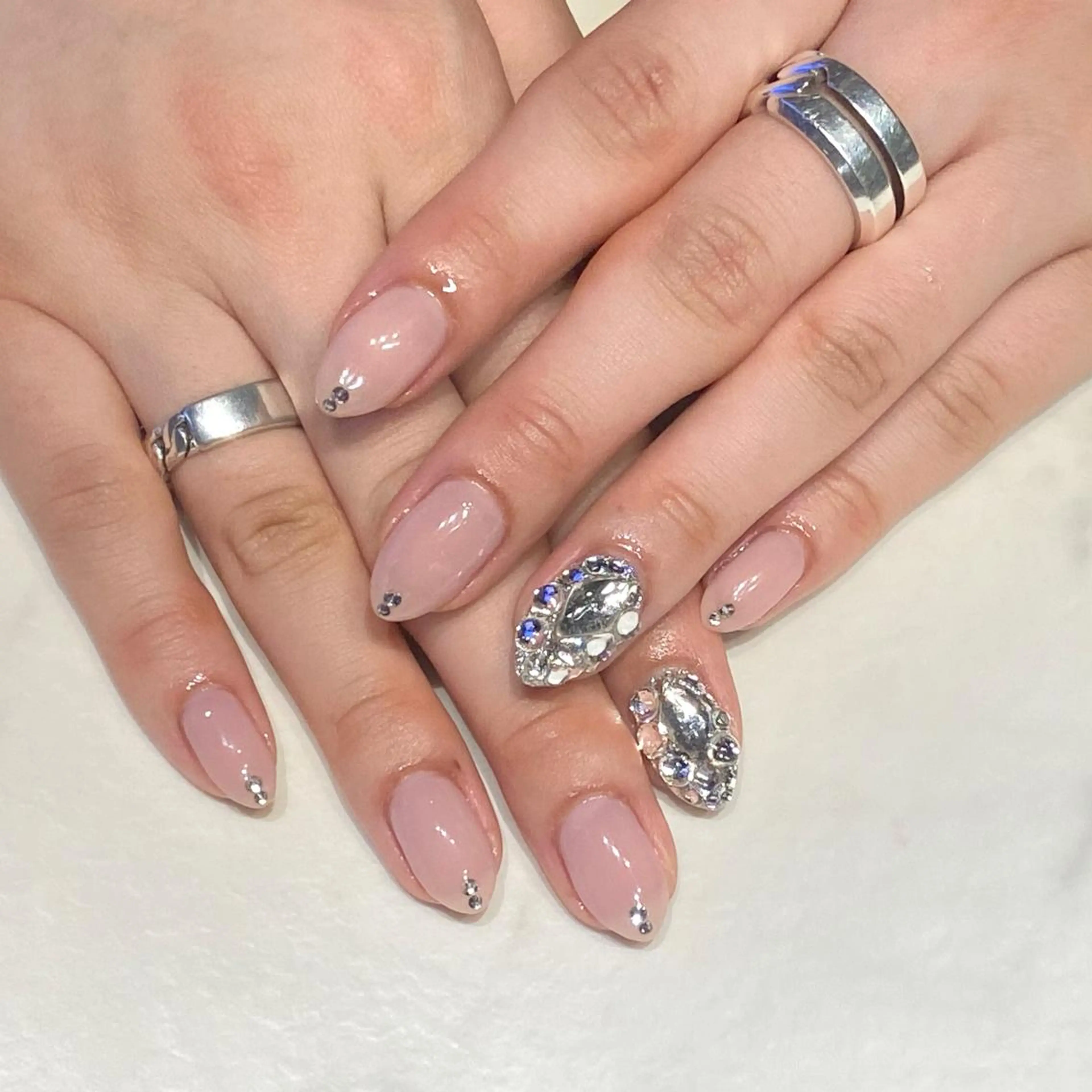 ネイル RounGe Nail&Eyelash所属・葛西 佑香のネイルデザイン