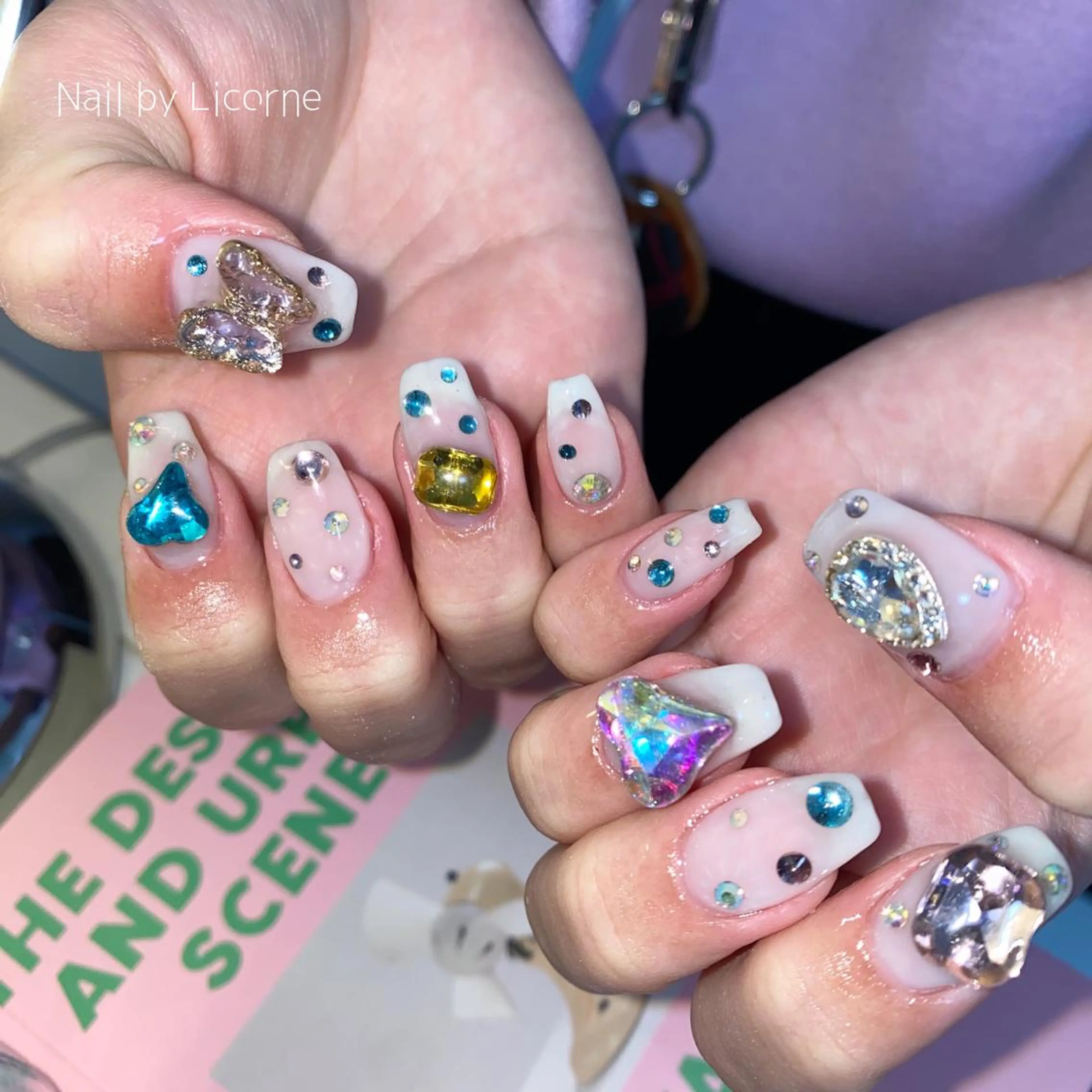 ネイル アートネイル オーロラネイル フレンチネイル 氷ネイル・うるうるネイル マグネットネイル ハンドネイル Nail by Licorneのネイルデザイン