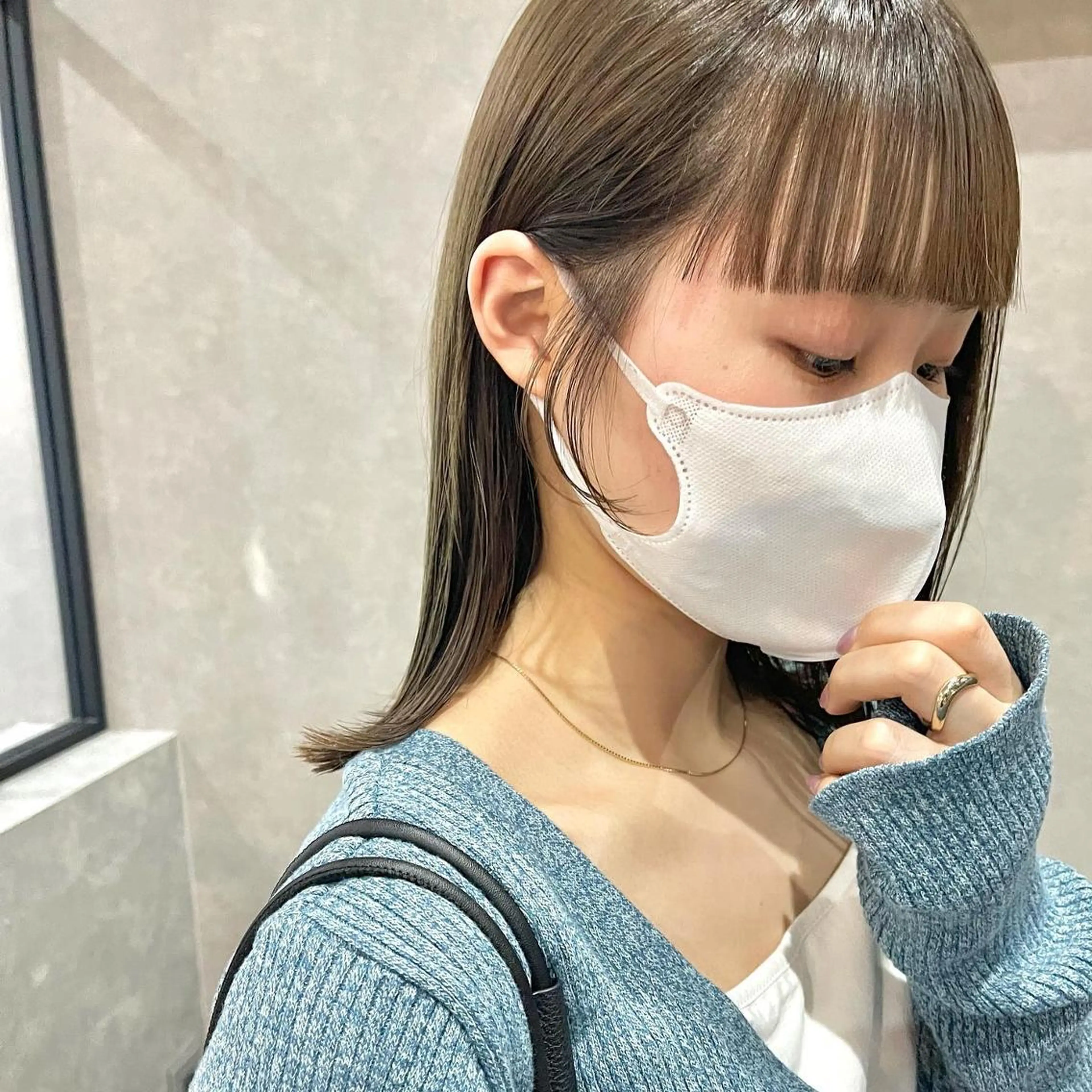 ミディアム ワイドバング 一ノ瀬 暁のヘアスタイル