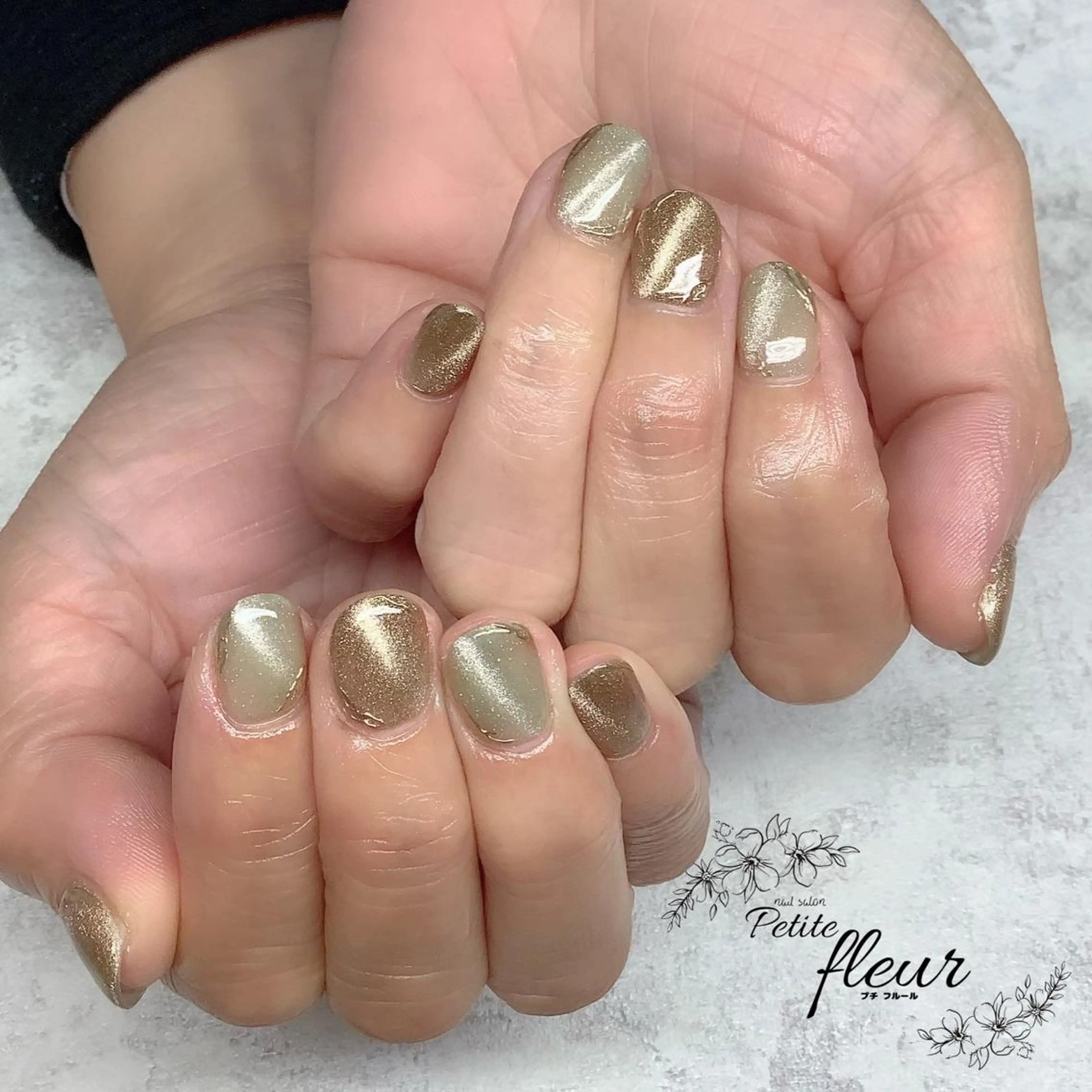 ネイル マグネットネイル ミラーネイル ❁⃘*。Petite fleur❁⃘*りさのネイルデザイン