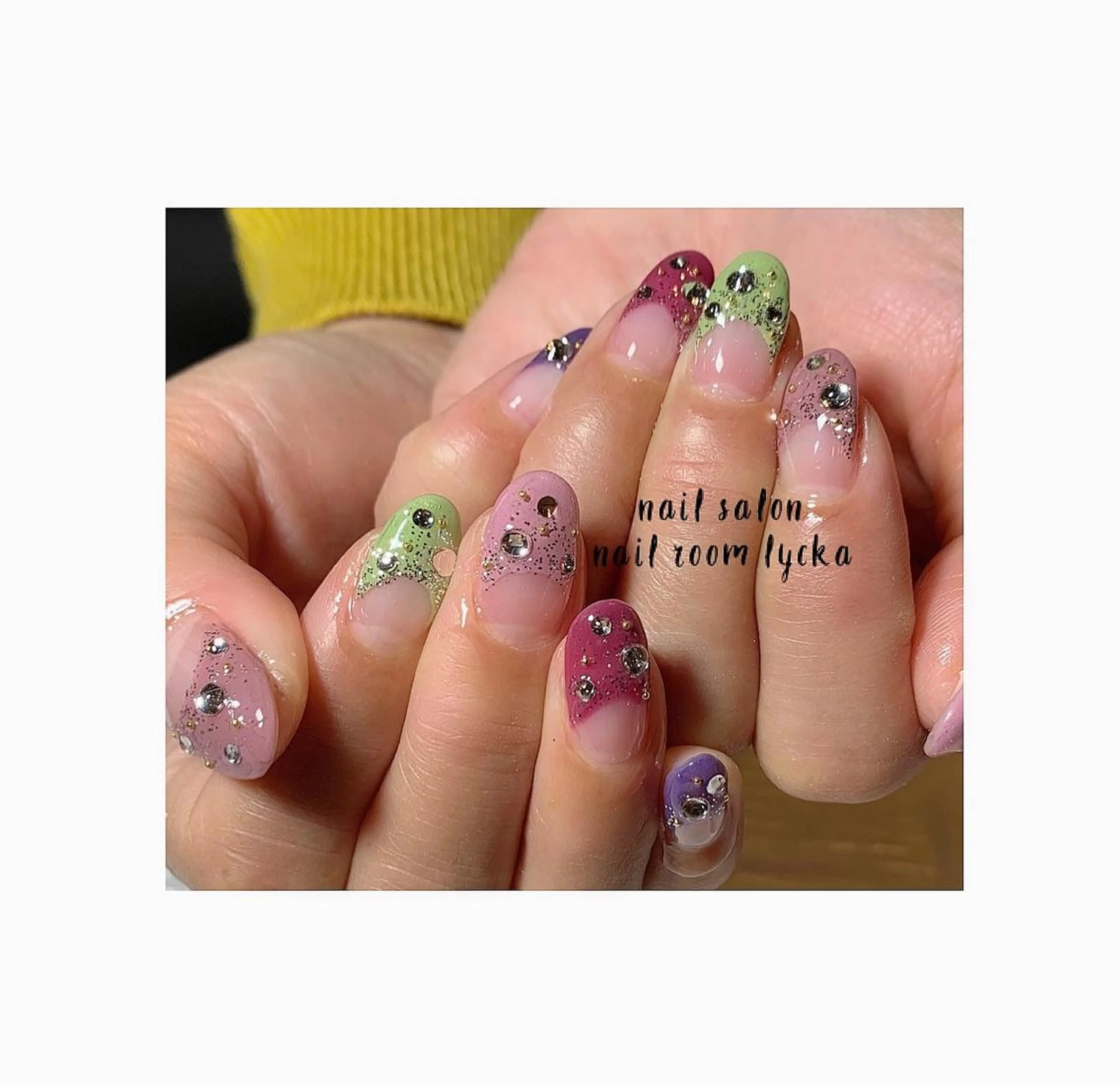 ネイル ﾈｲﾙﾙｰﾑﾘｯｶ 𝐦𝐚𝐲𝐮のネイルデザイン