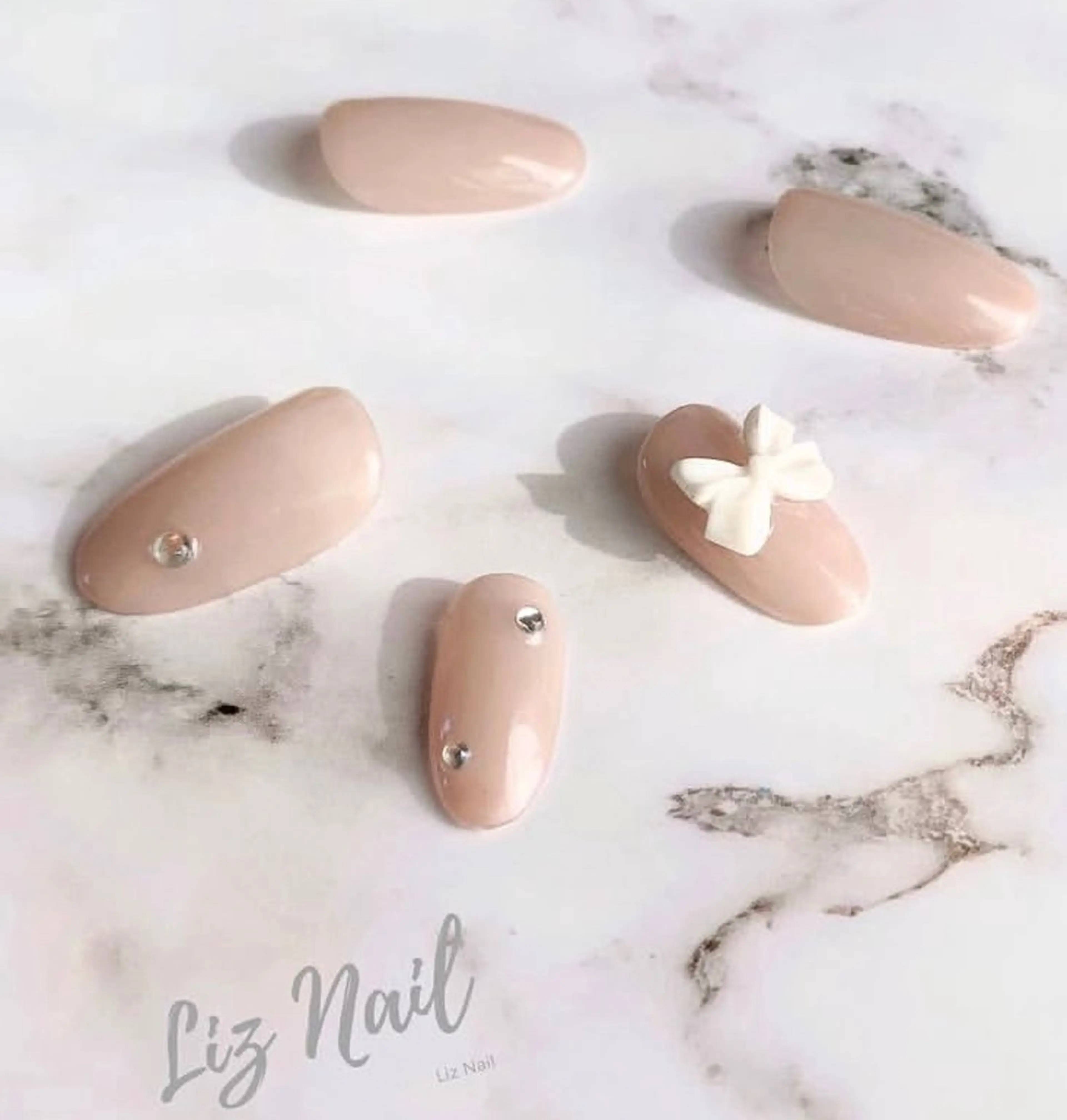 ネイル ネイリストR 吉祥寺のネイルデザイン