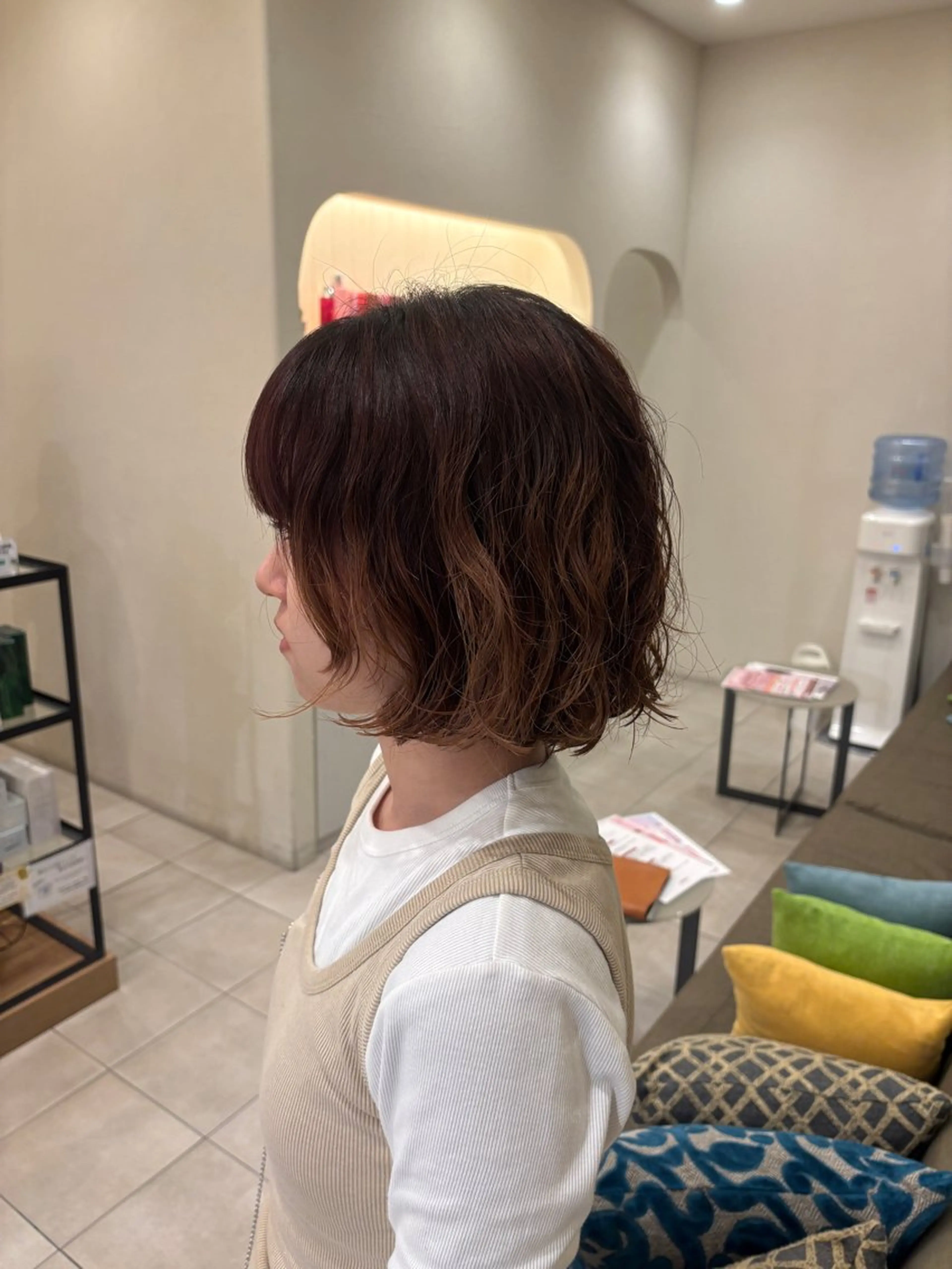 ミディアム 水野 美依奈のヘアスタイル
