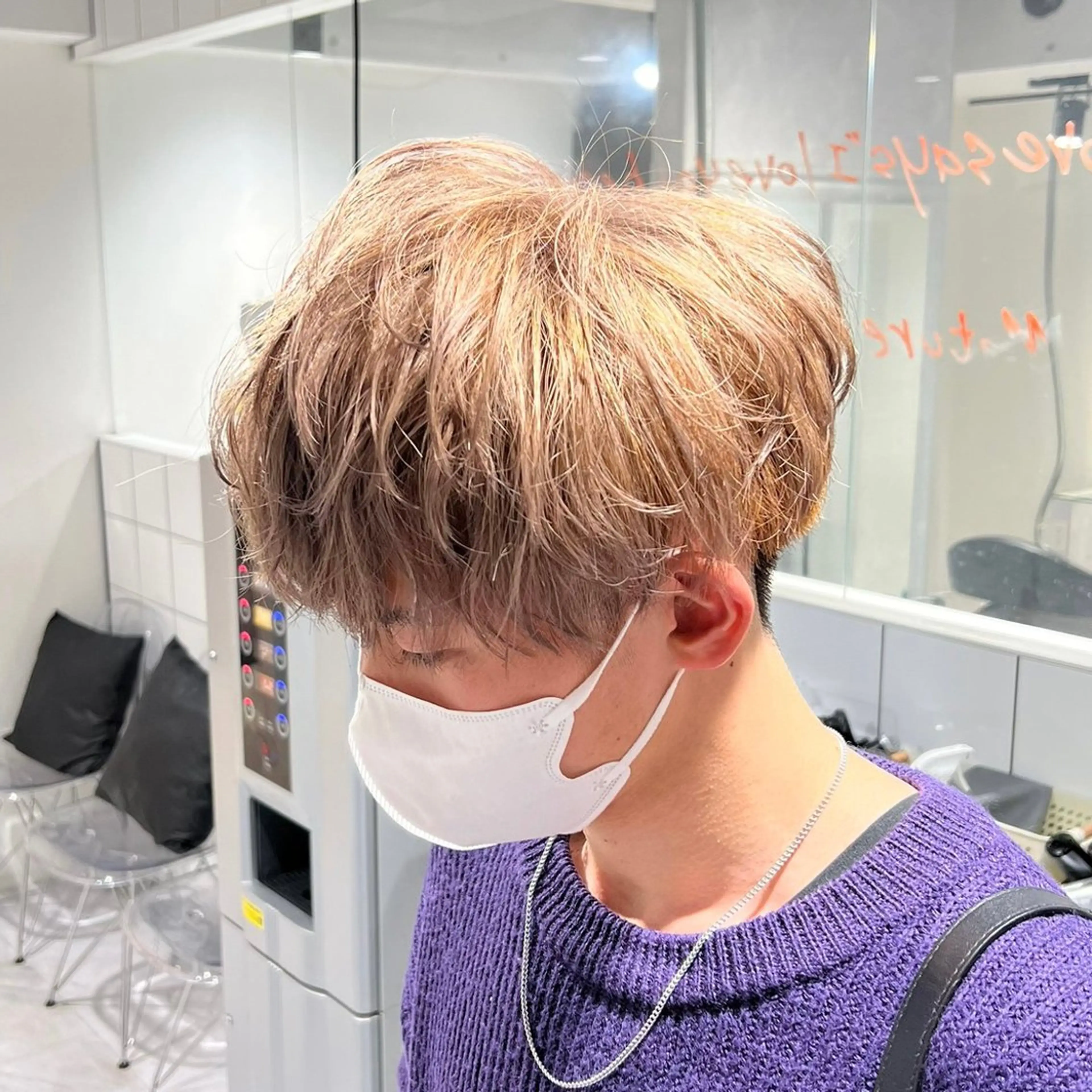 メンズ アップバング センターパート メンズ韓国風 マッシュ メンズパーマ メンズパーマ と言えばkaedeのヘアスタイル