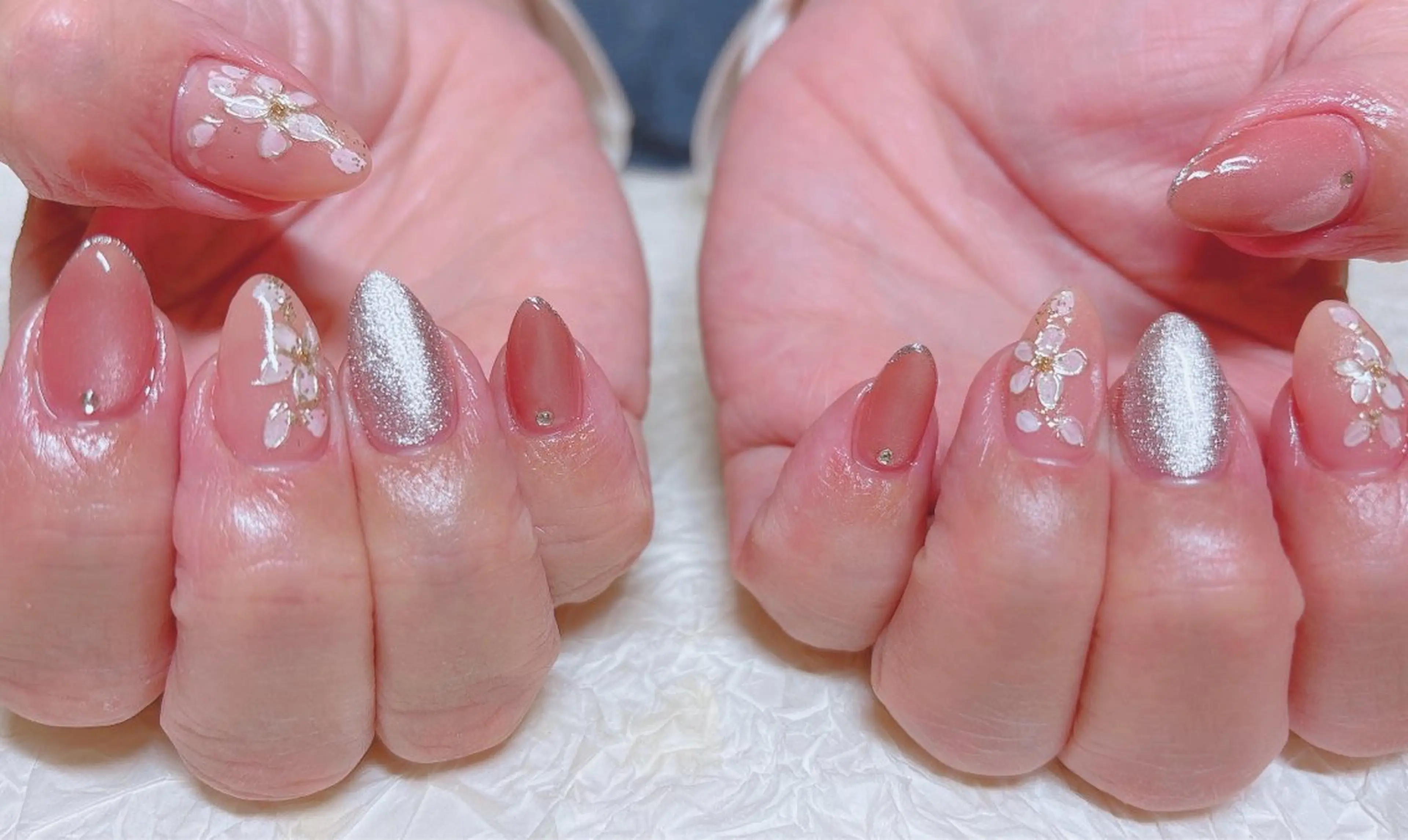 ネイル ラメ(グリッター) マグネットネイル ゆ か_Nails💫のネイルデザイン