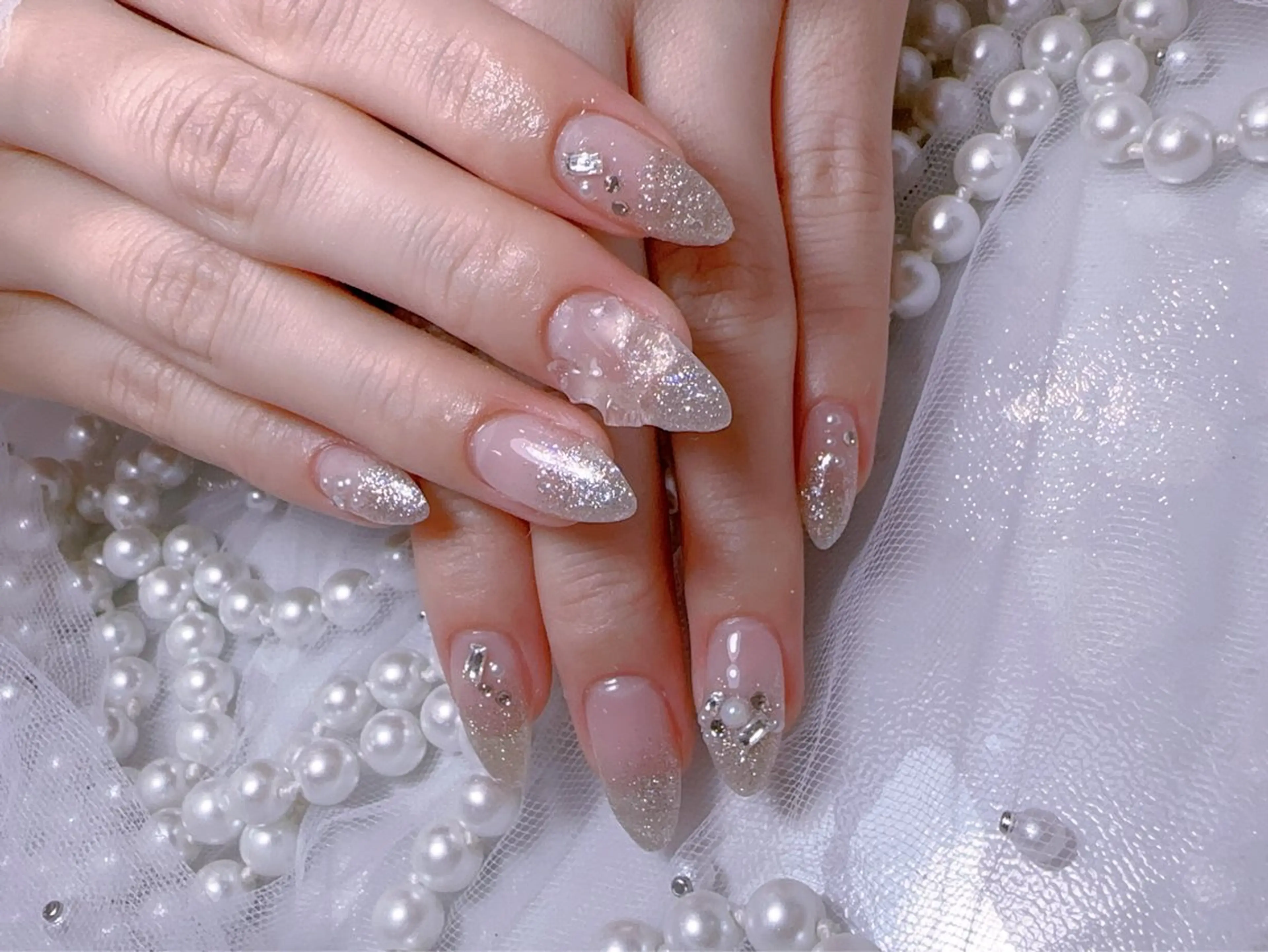 ネイル アートネイル フラッシュネイル フレンチネイル ジェルネイル ガラスフレンチ ハンドネイル You&Me Miyuのネイルデザイン